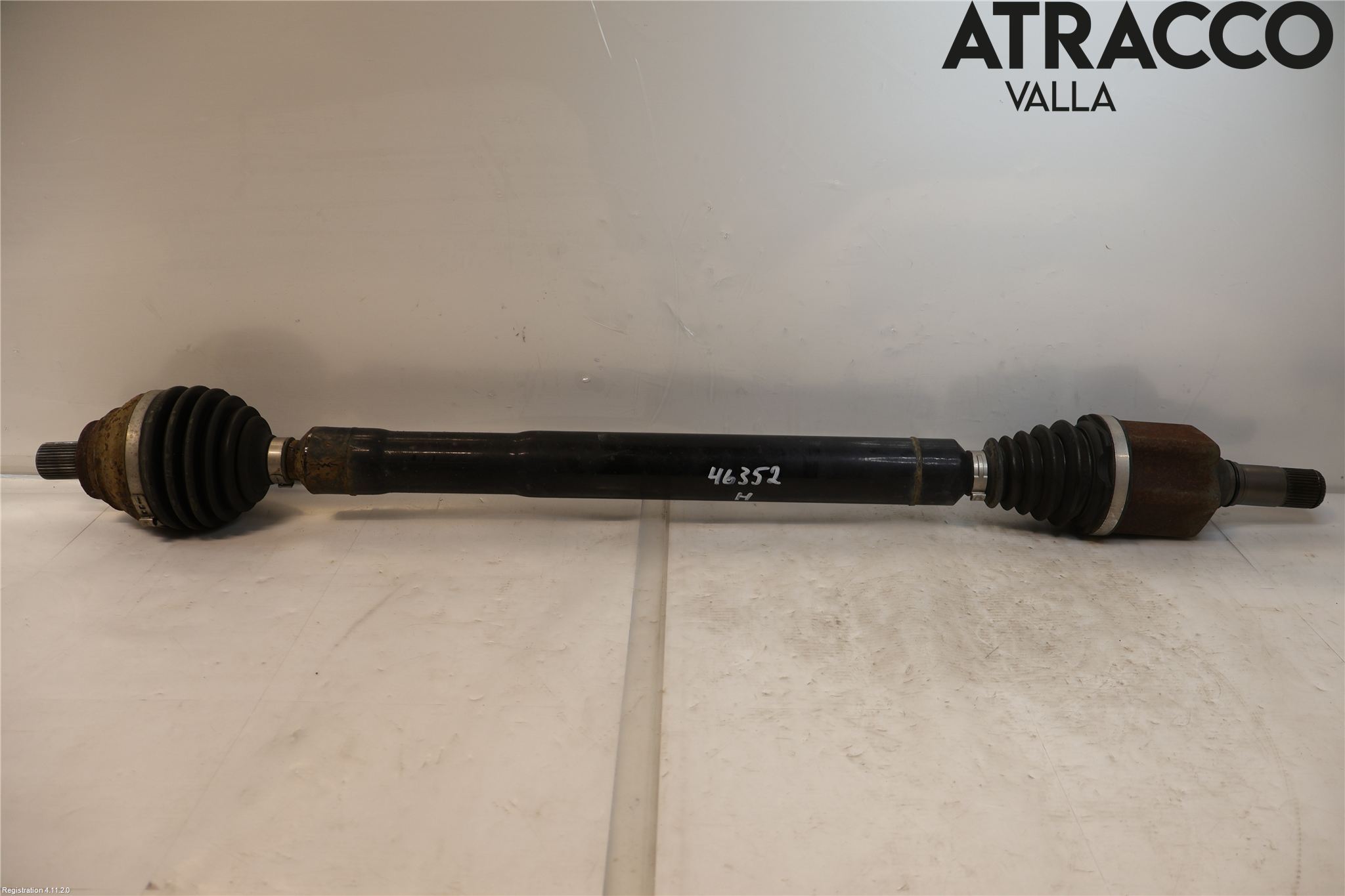 Volkswagen VW PASSAT 15-19 Drivaxel Fram Höger