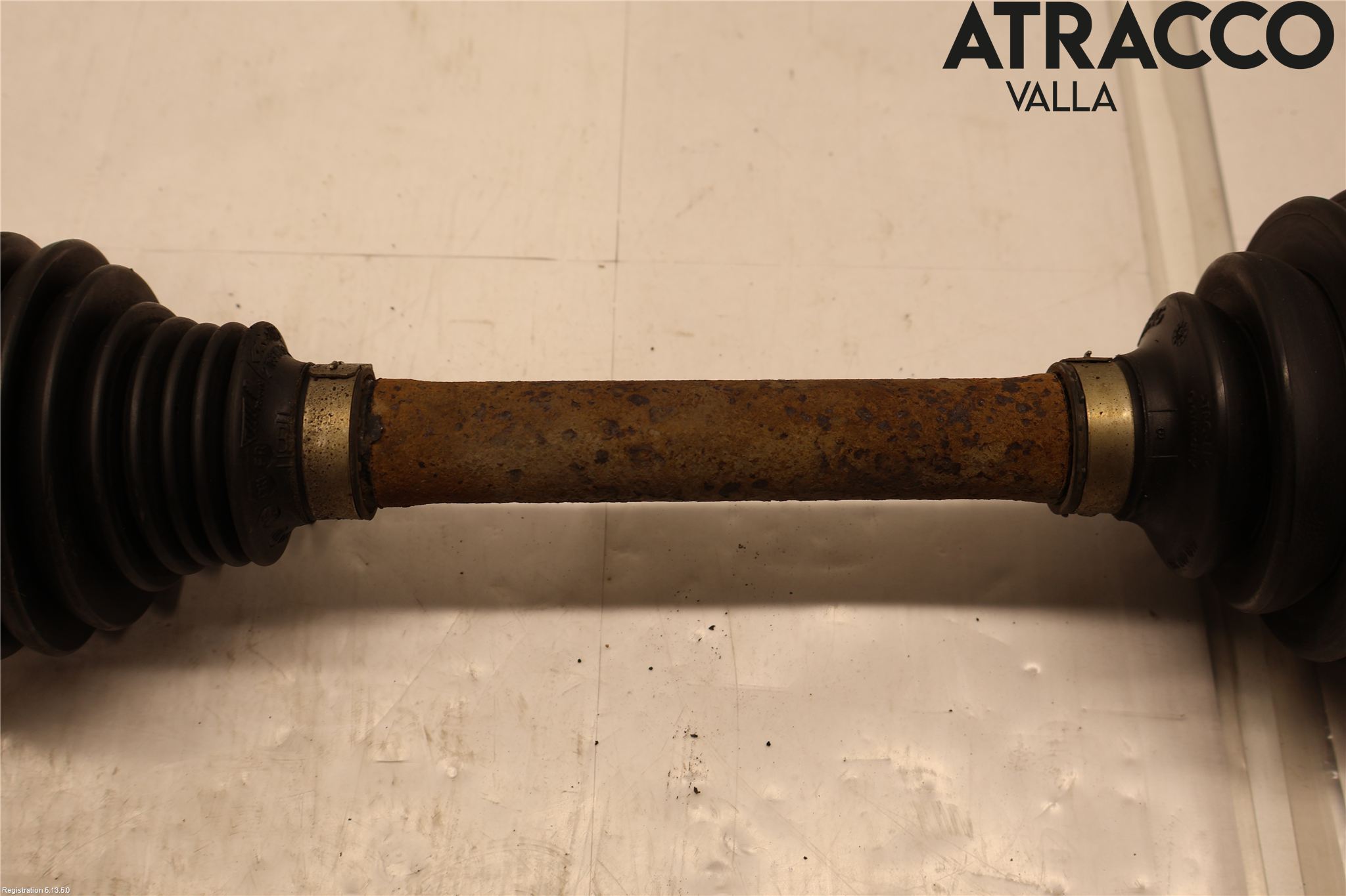 Volkswagen VW PASSAT 15-19 Drivaxel Fram Vänster