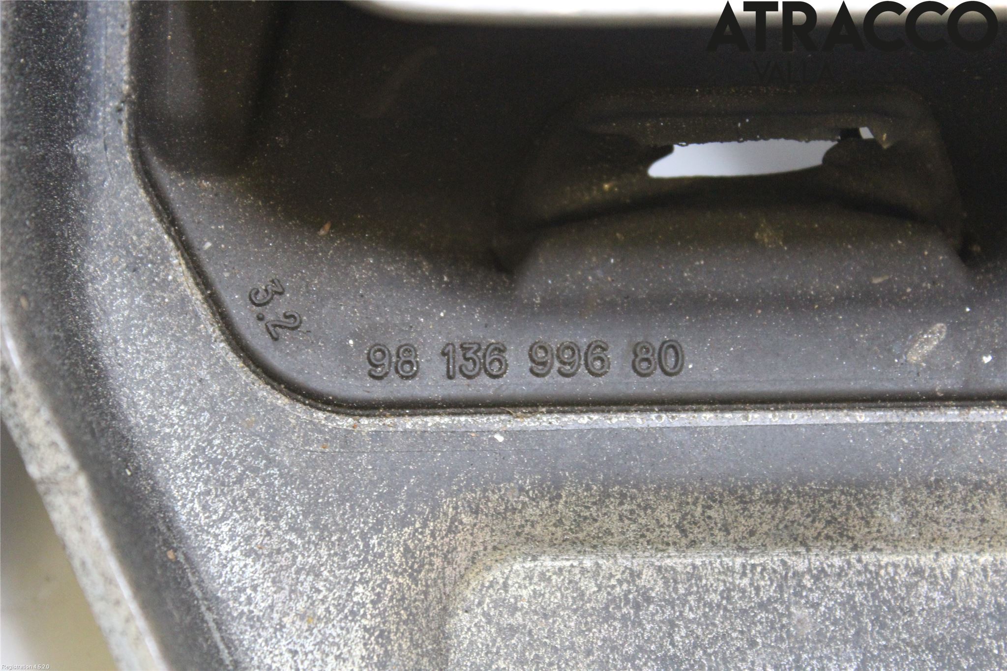 Peugeot 5008 17-24 Växellådsfäste