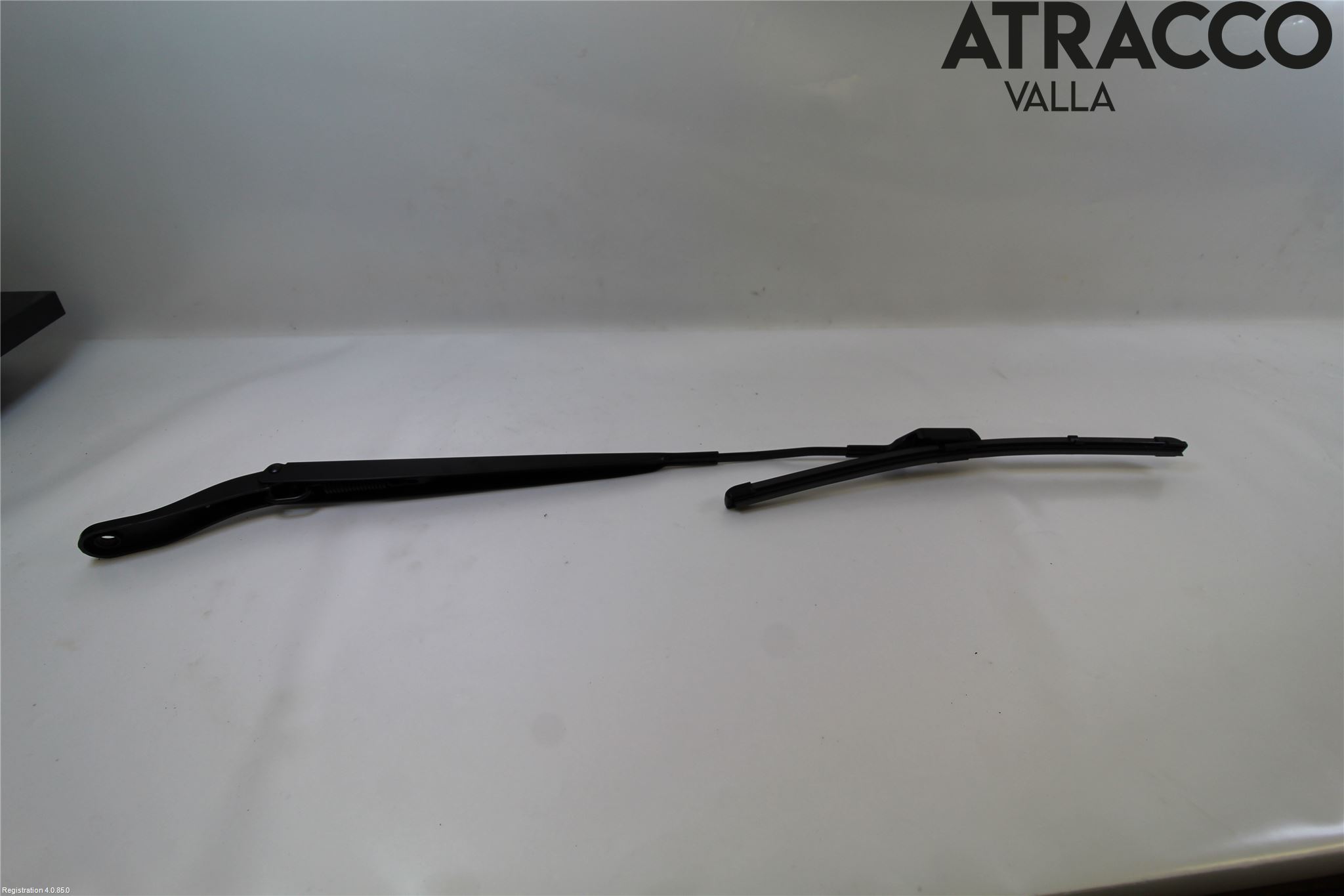 Peugeot 2008/E-2008 20- Torkararm Armar Vindruta