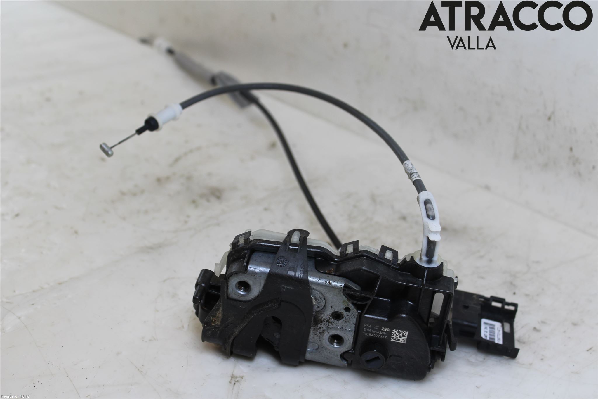 Peugeot 3008 17-24 Låskista-Dörrlås