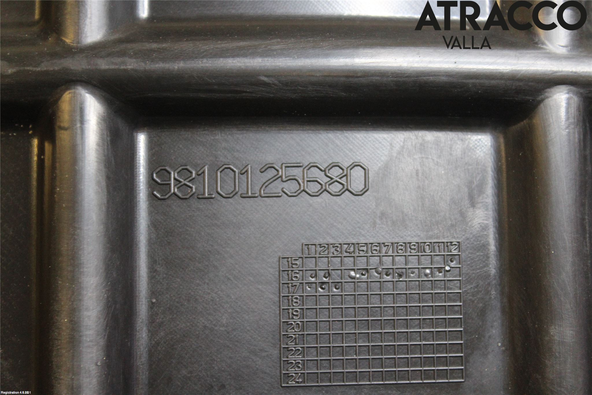 Peugeot 3008 17-24 Skärm Inner