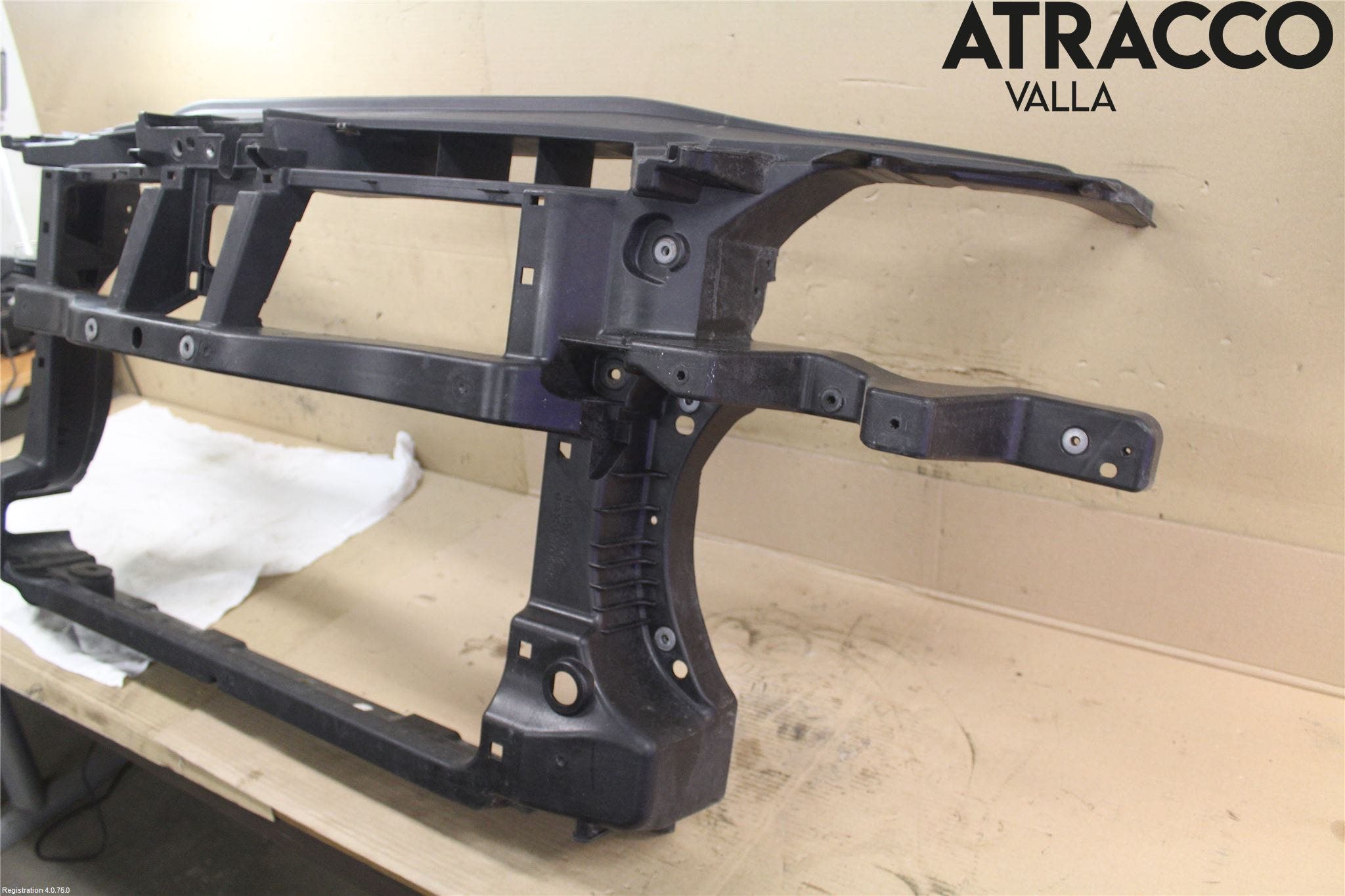 Volkswagen VW PASSAT 05-11 Frontplåt