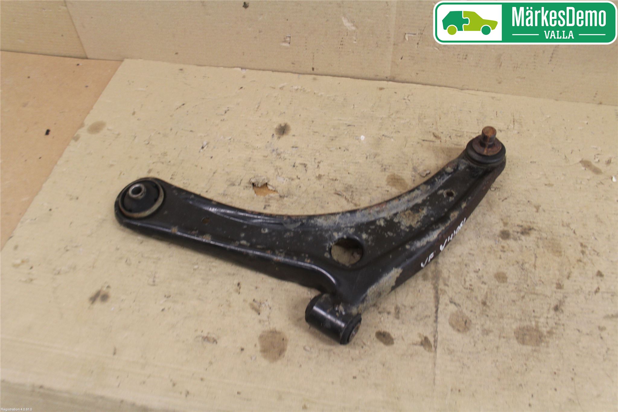 Jeep PATRIOT Bärarm Fram Undre Vä