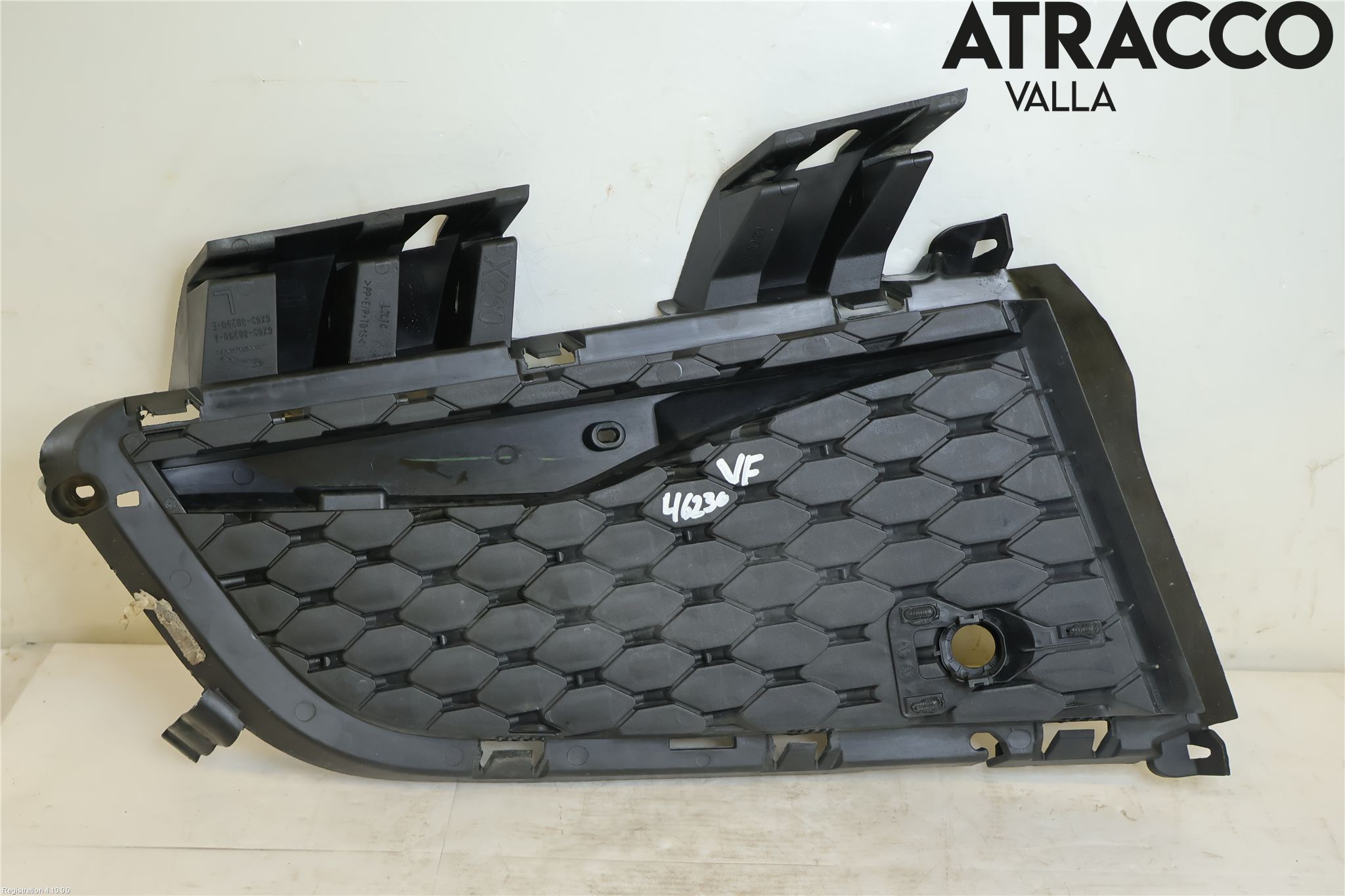 Jaguar XF (X260) 16-24 Stöt Utfyllnad-List-Grill