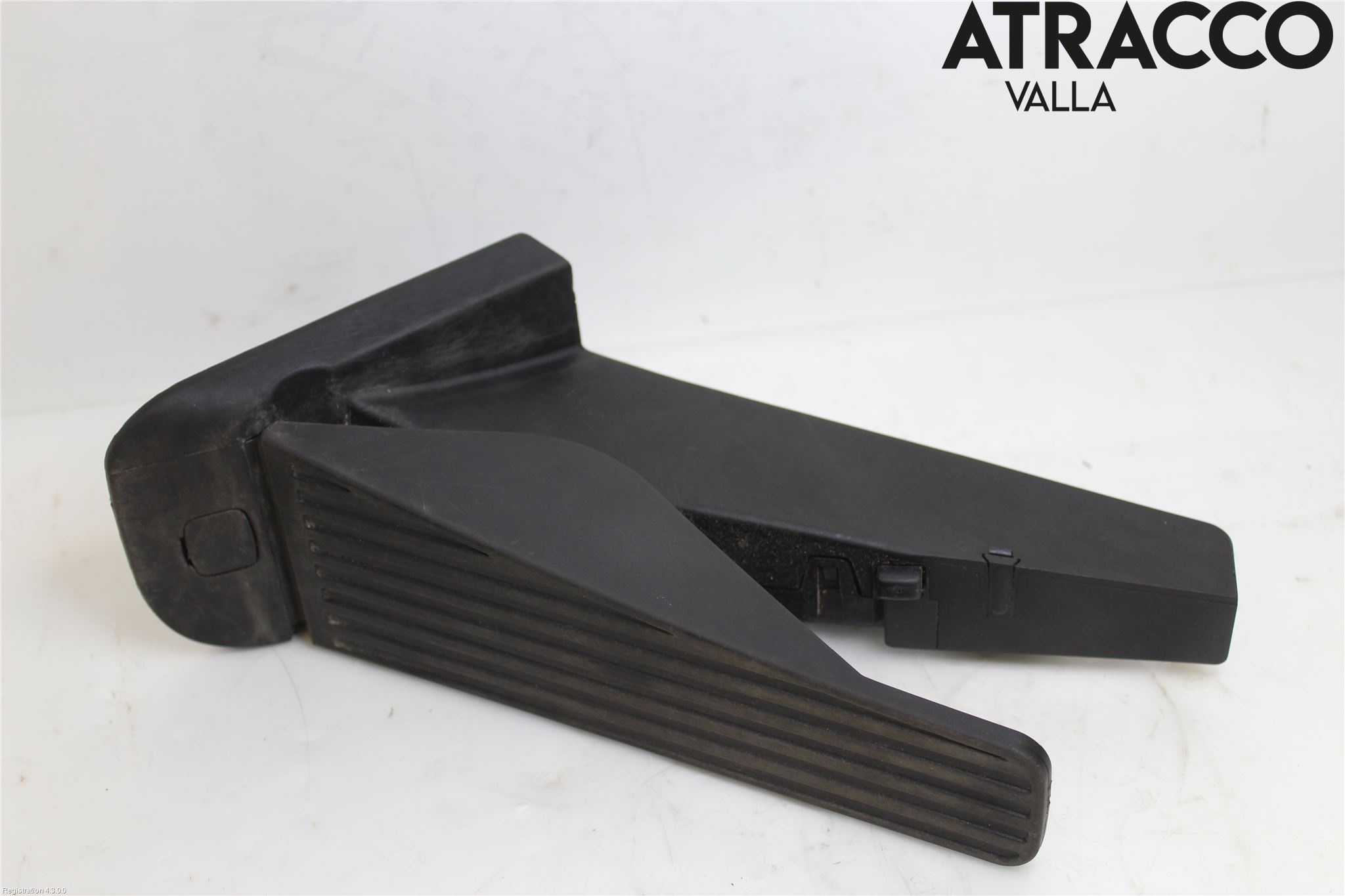 Volvo V60 19- Gaspedal