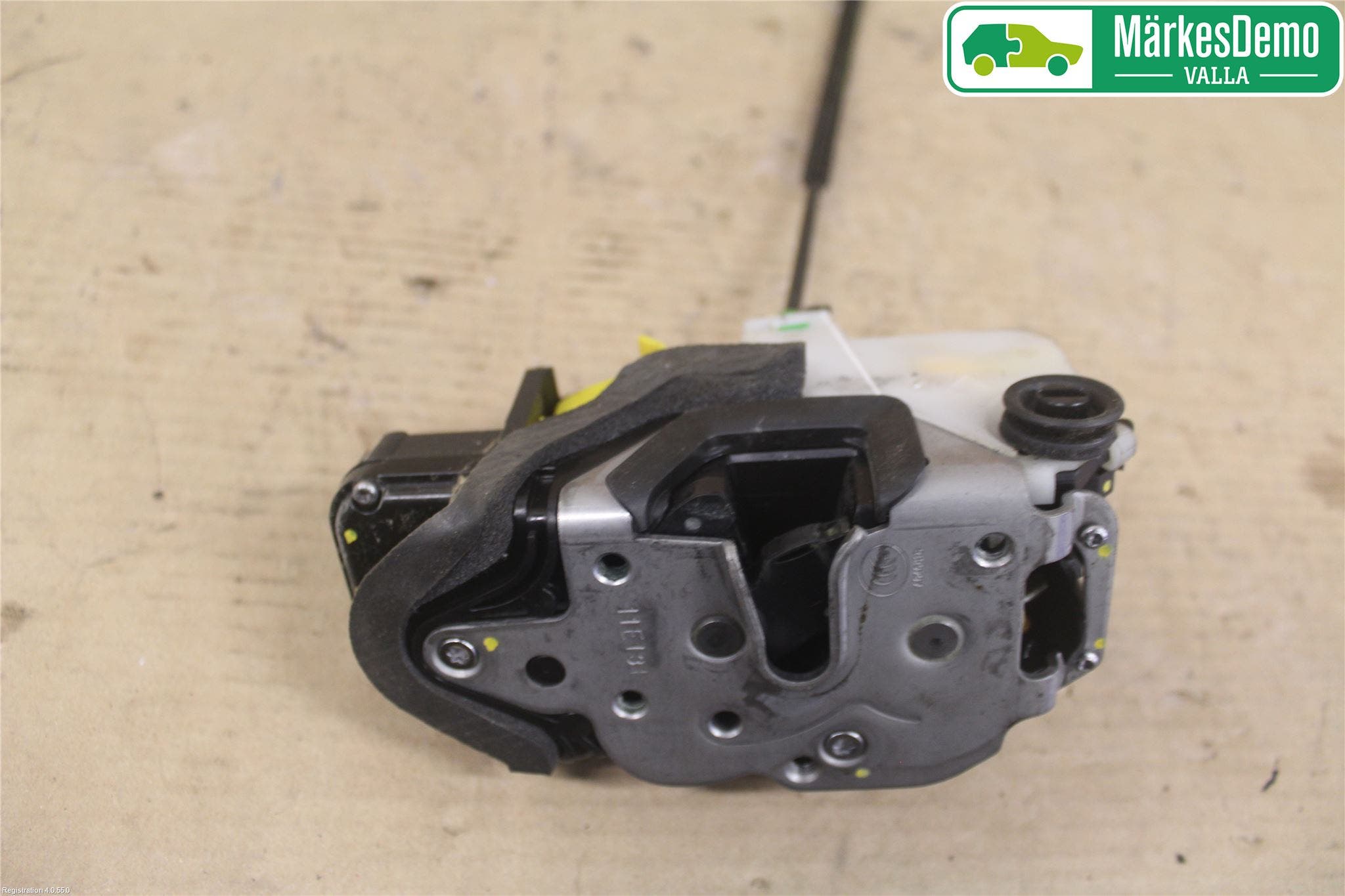 Opel ASTRA J 10-15 Låskista-Dörrlås