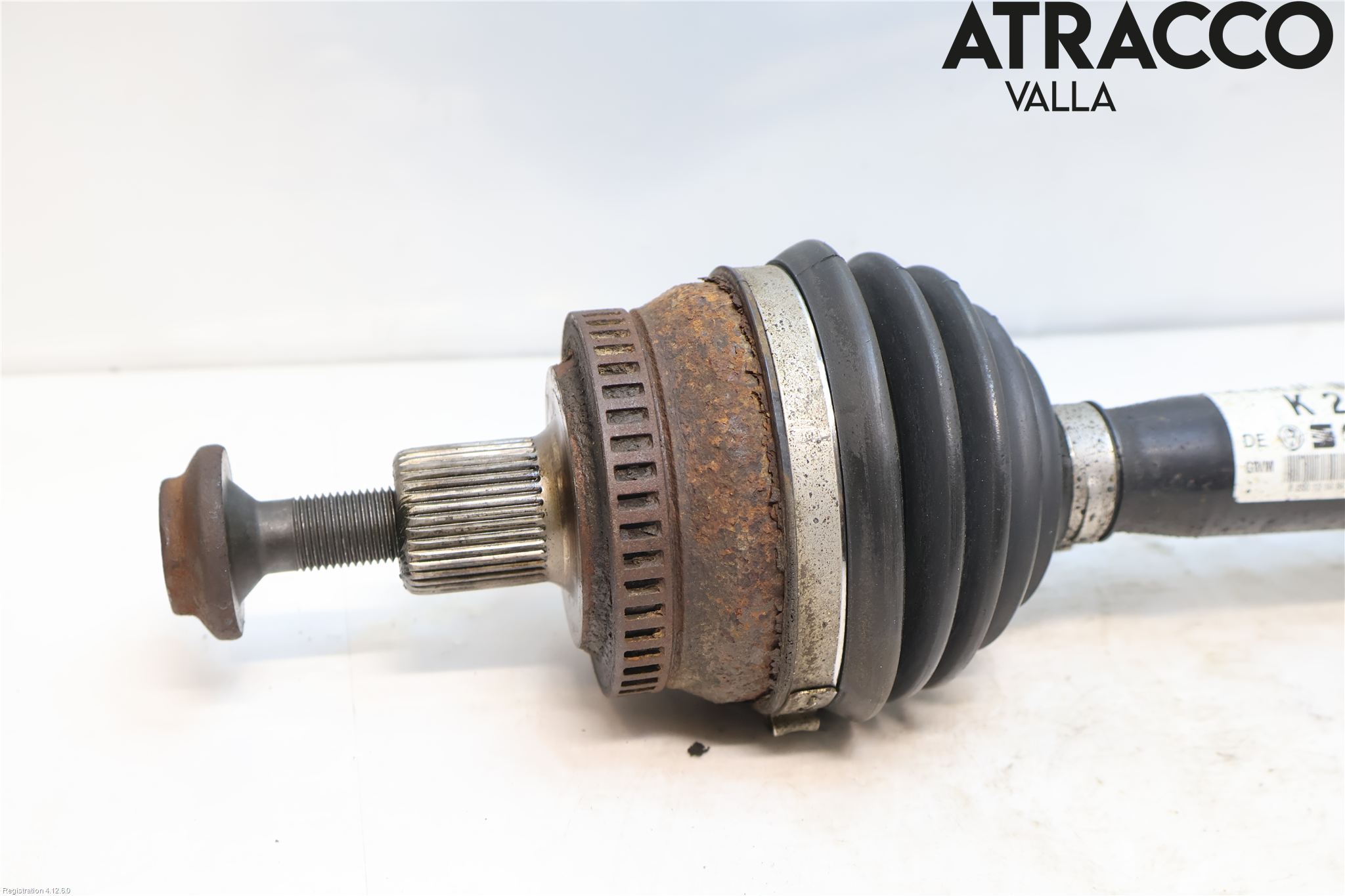 Audi A4/S4 05-07 Drivaxel Fram Höger