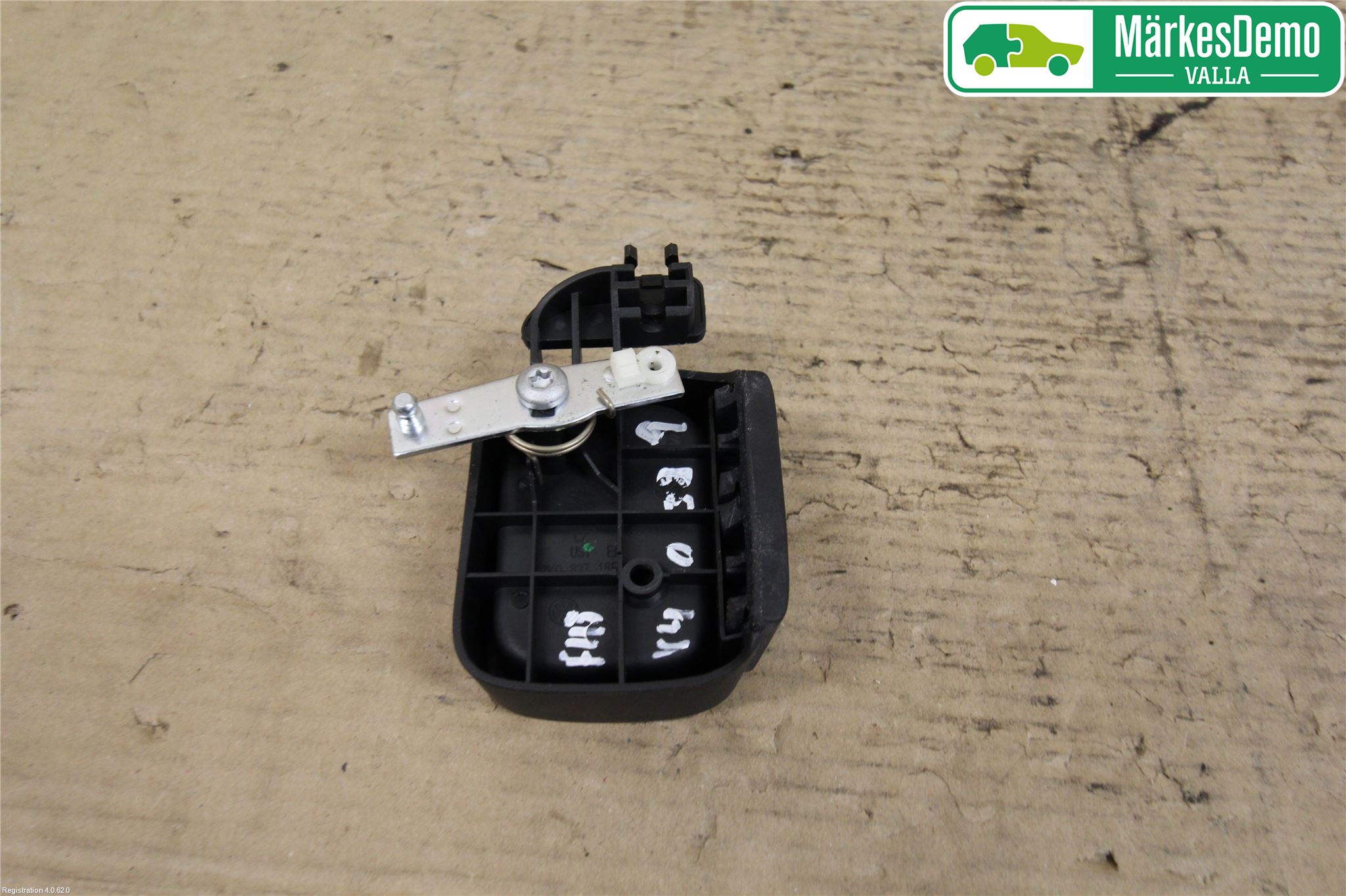 Volkswagen VW CADDY 16-20 Bakluckehandtag Inre