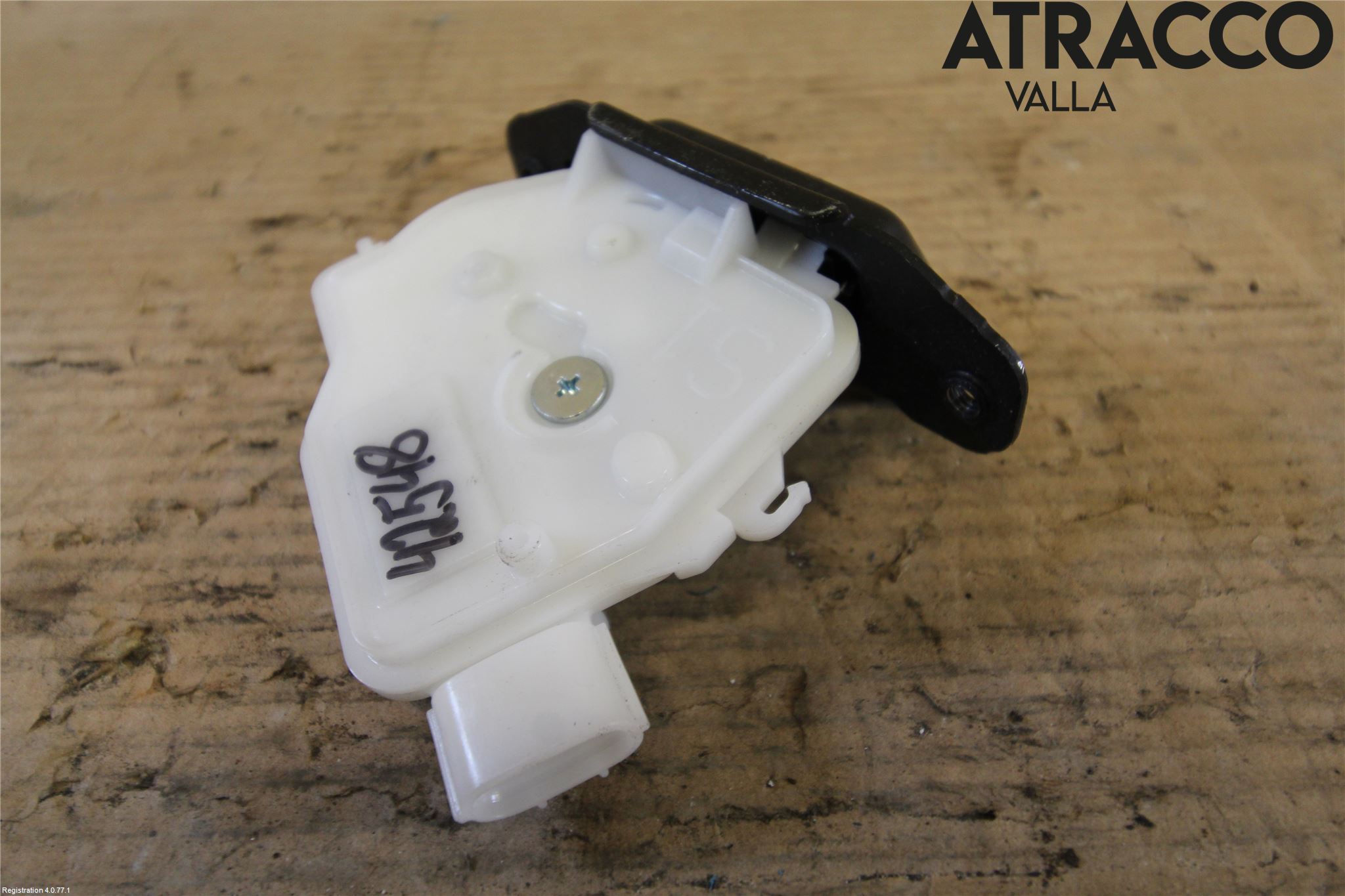 Toyota AURIS 13-19 Låskista Baklucka