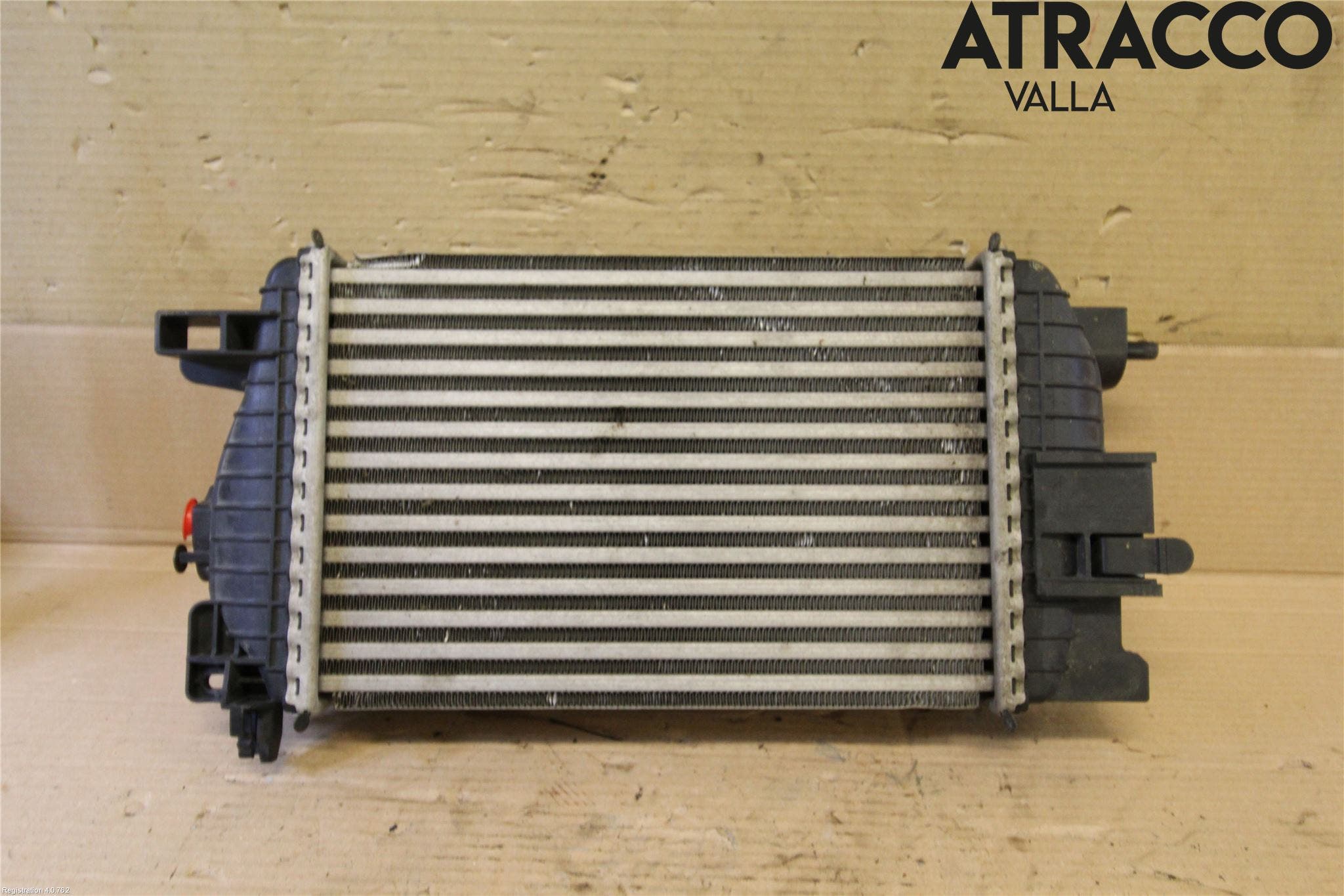 Opel MERIVA B 10-17 Laddluft-Intercooler Kyl