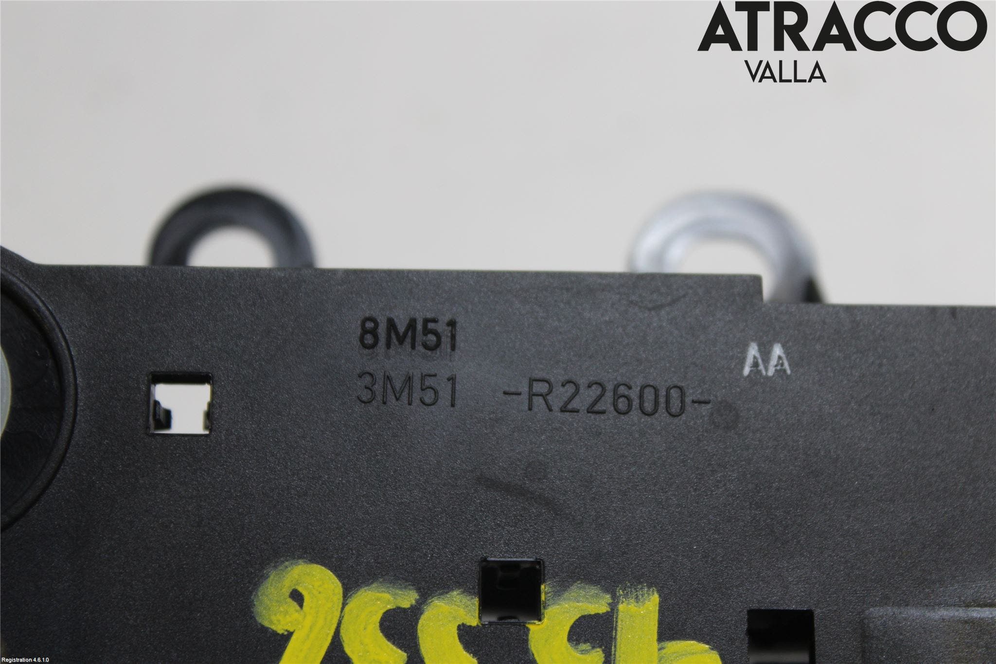 Ford KUGA 08-12 Dörrhandtag Inre Hö