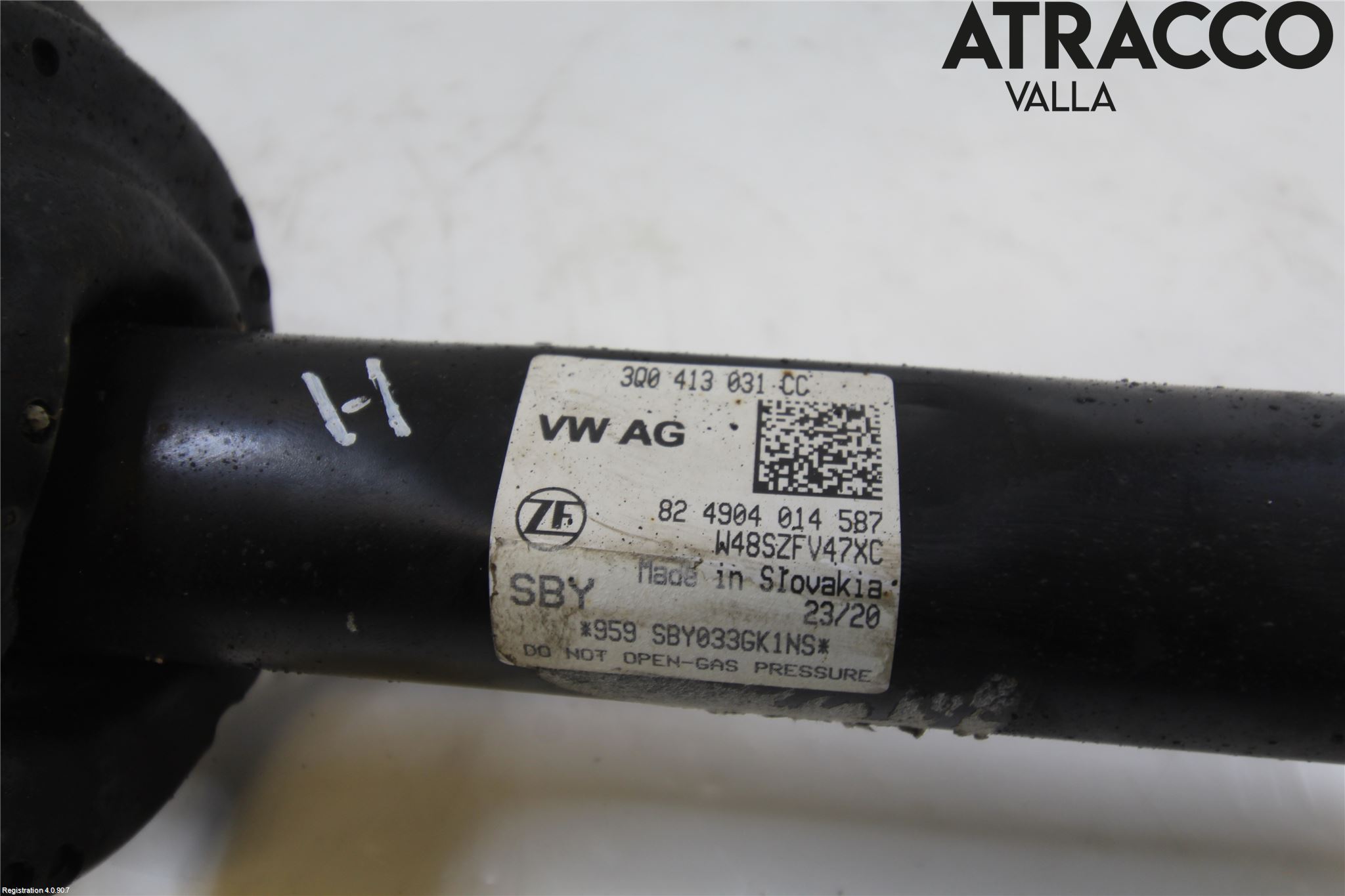 Volkswagen VW PASSAT 15-19 Fjäderben Fram Höger