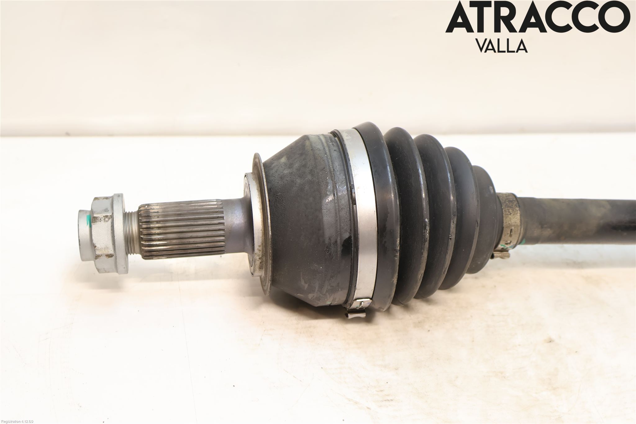 Ora FUNKY CAT 22-23 Drivaxel Fram Vänster
