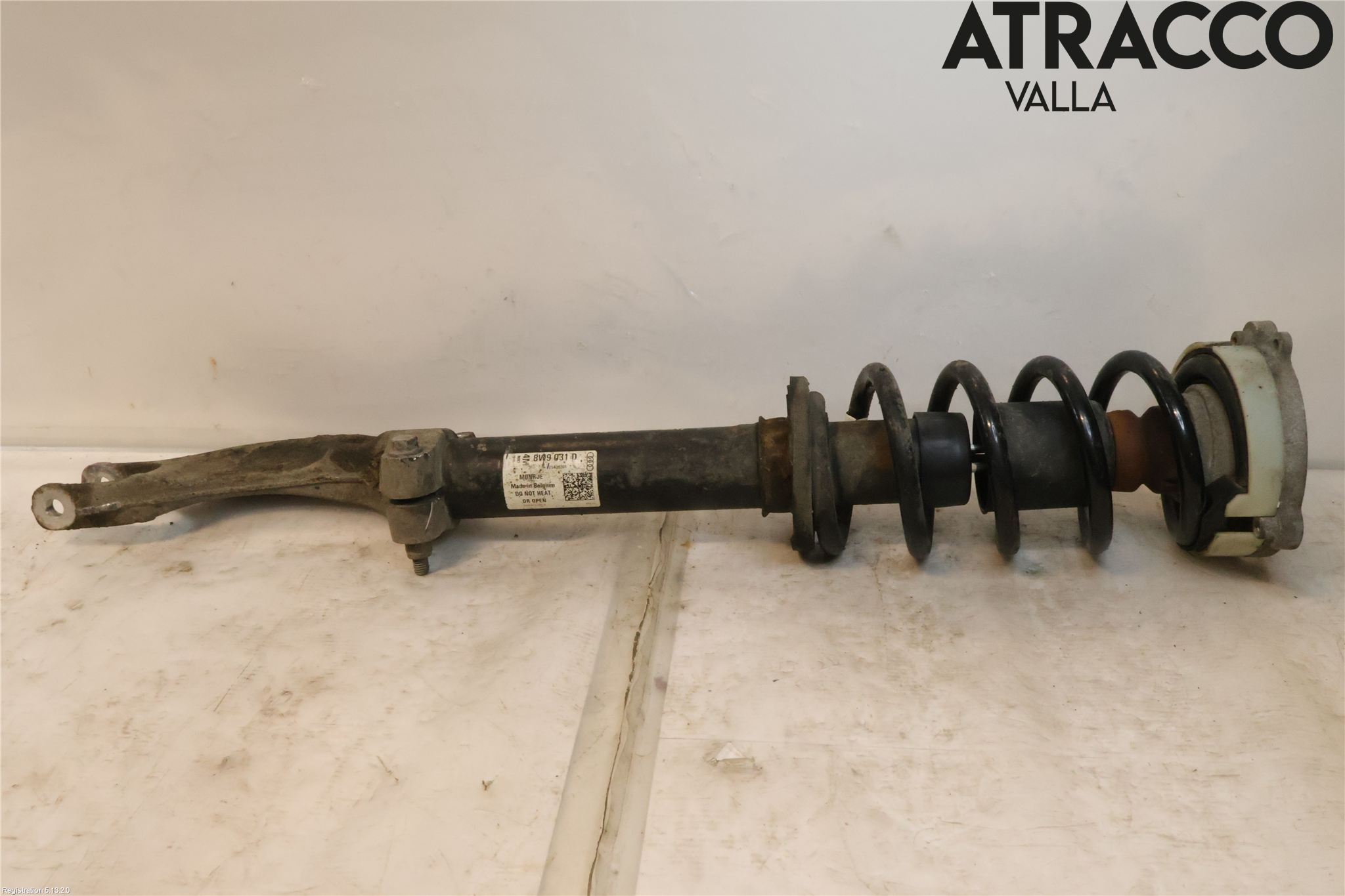 Audi A4/S4 B9 16-19 Fjäderben Fram Vänster