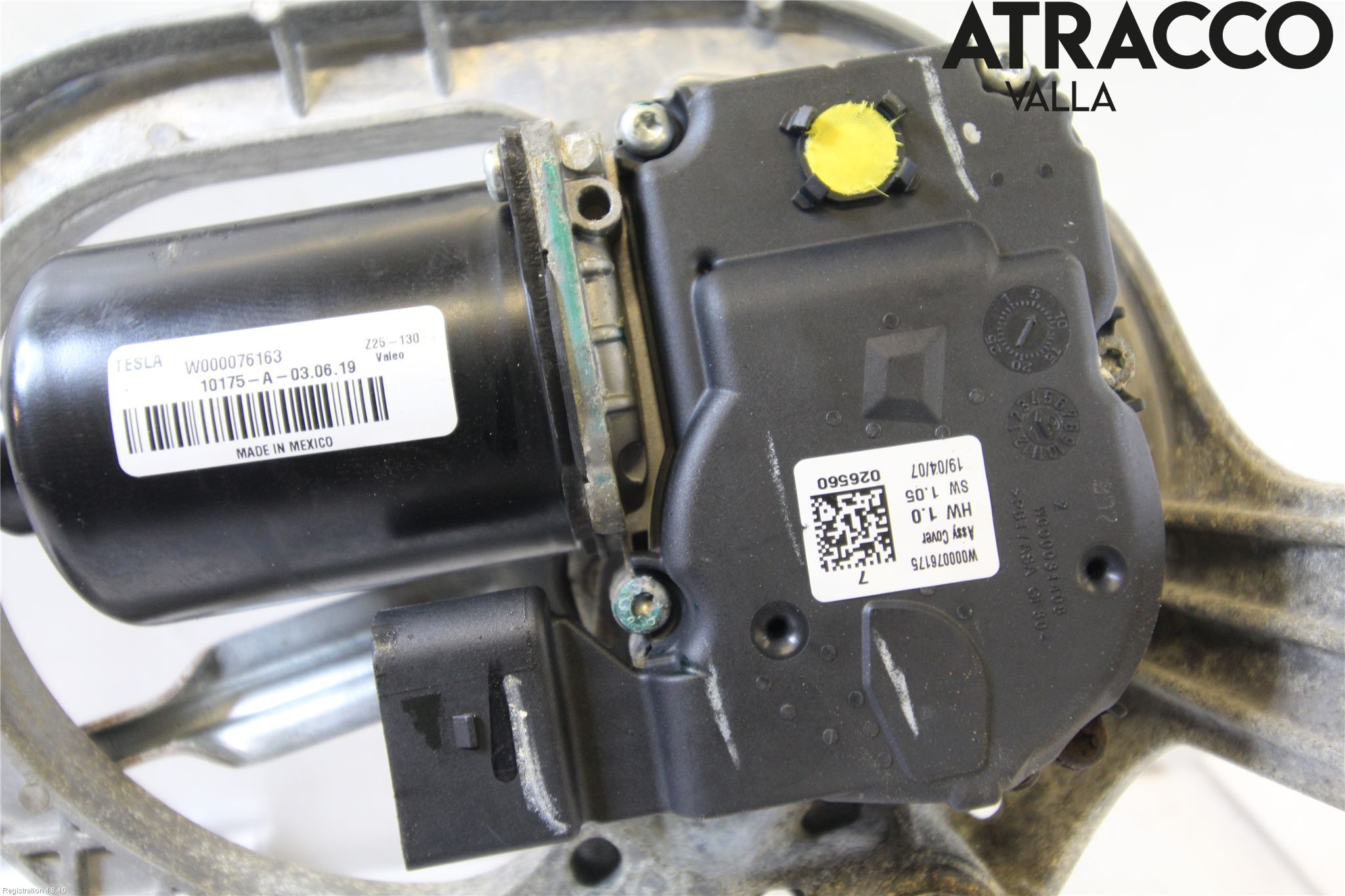 Tesla MODEL X 16- Torkarmekanism Vindruta