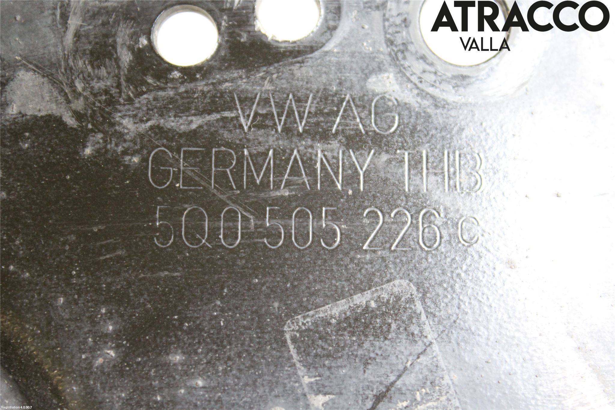 Volkswagen VW PASSAT 15-19 Bärarm Bak Höger