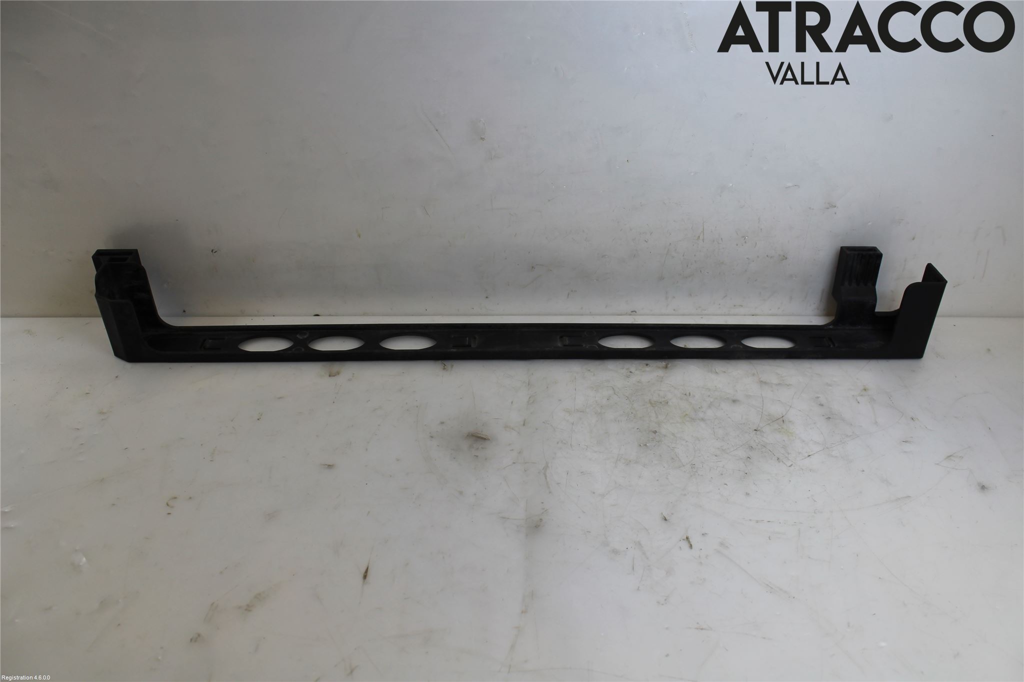 Ford FOCUS 15-18 Kylarfäste-Ram-Balk