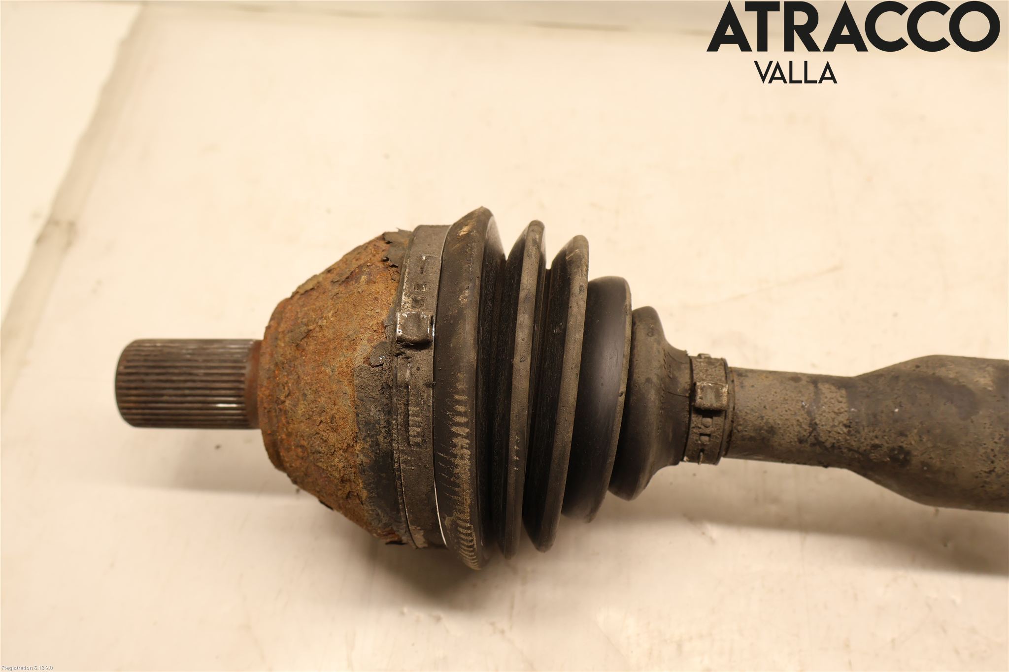 Volvo XC70 08-13 Drivaxel Fram Höger