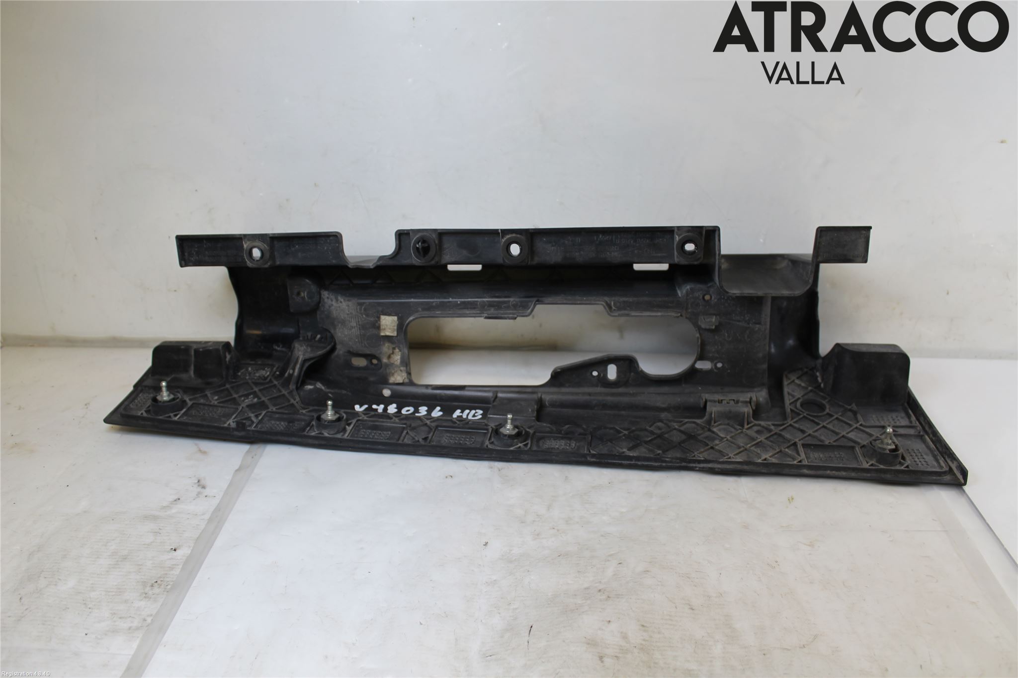 Opel VIVARO 15-19 Bakljussarg