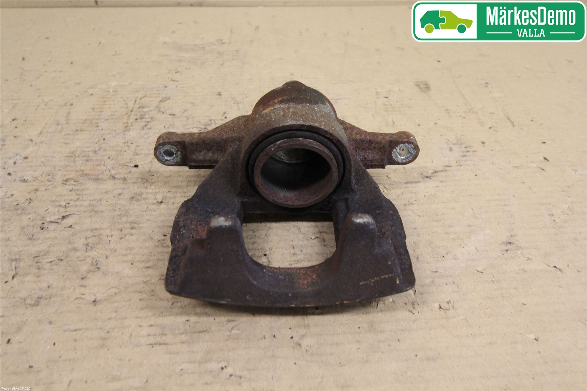 Toyota AVENSIS 09-15 Bromsok Fram Vänster