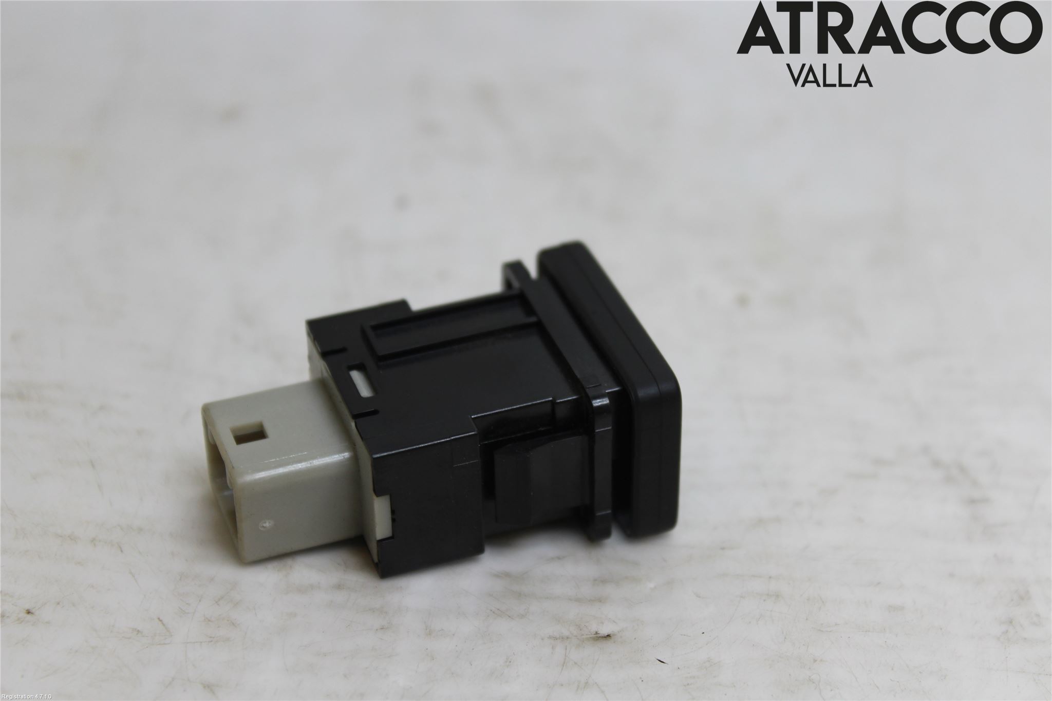 Mitsubishi OUTLANDER 13-21 Strömställare Övrigt