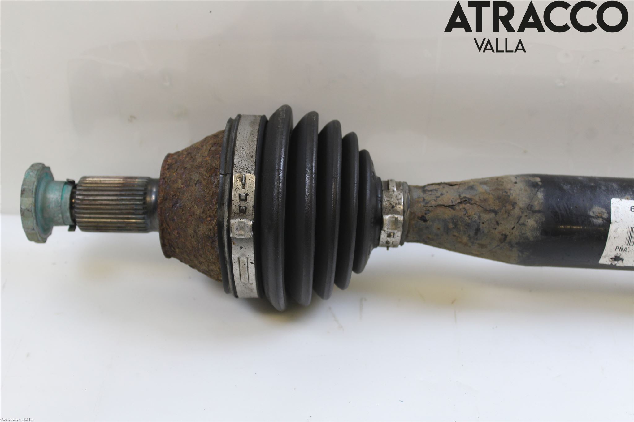 Volkswagen VW POLO 10-17 Drivaxel Fram Höger