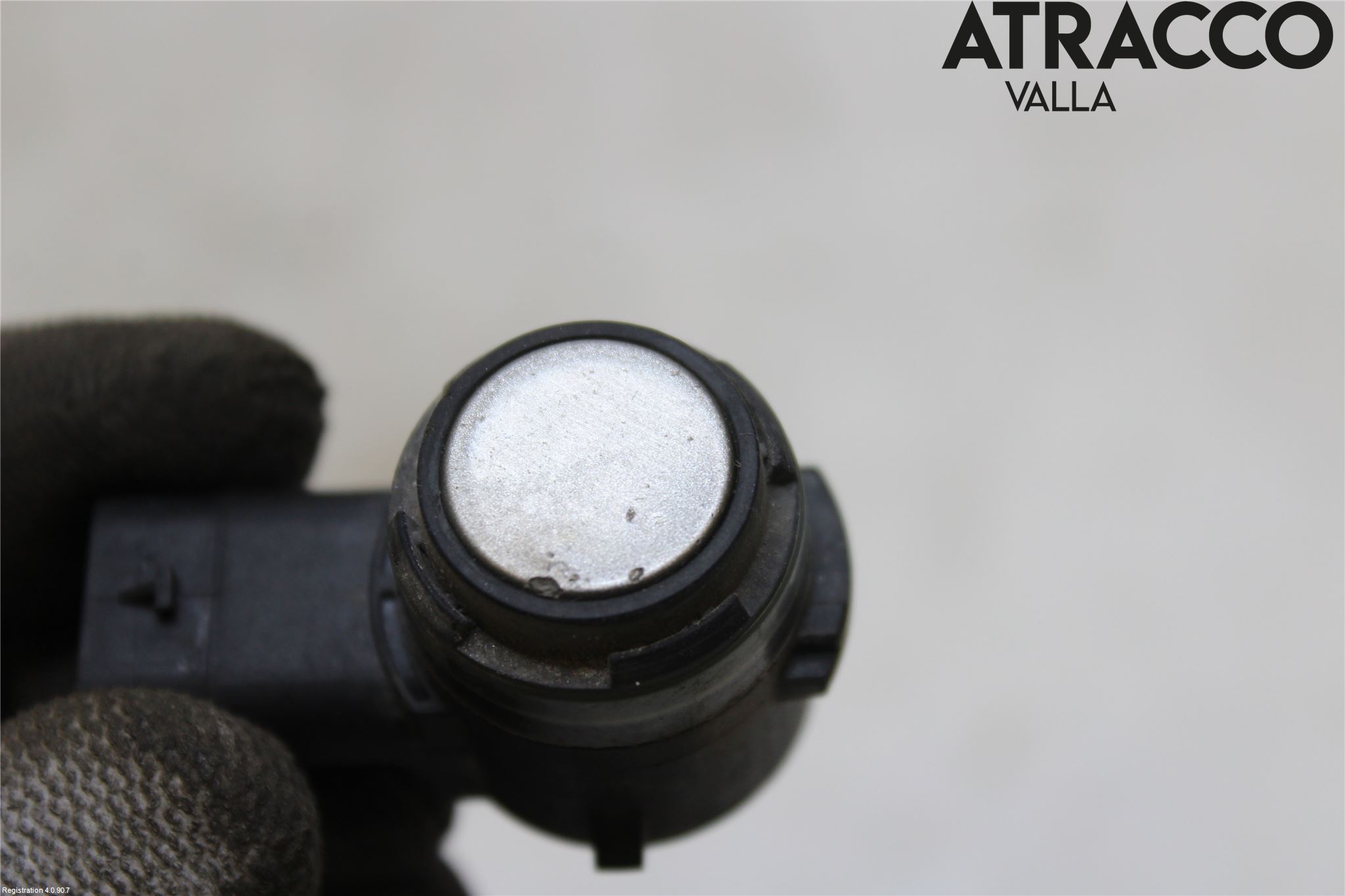 Skoda SUPERB 16-24 Parkeringshjälp Frontsensor