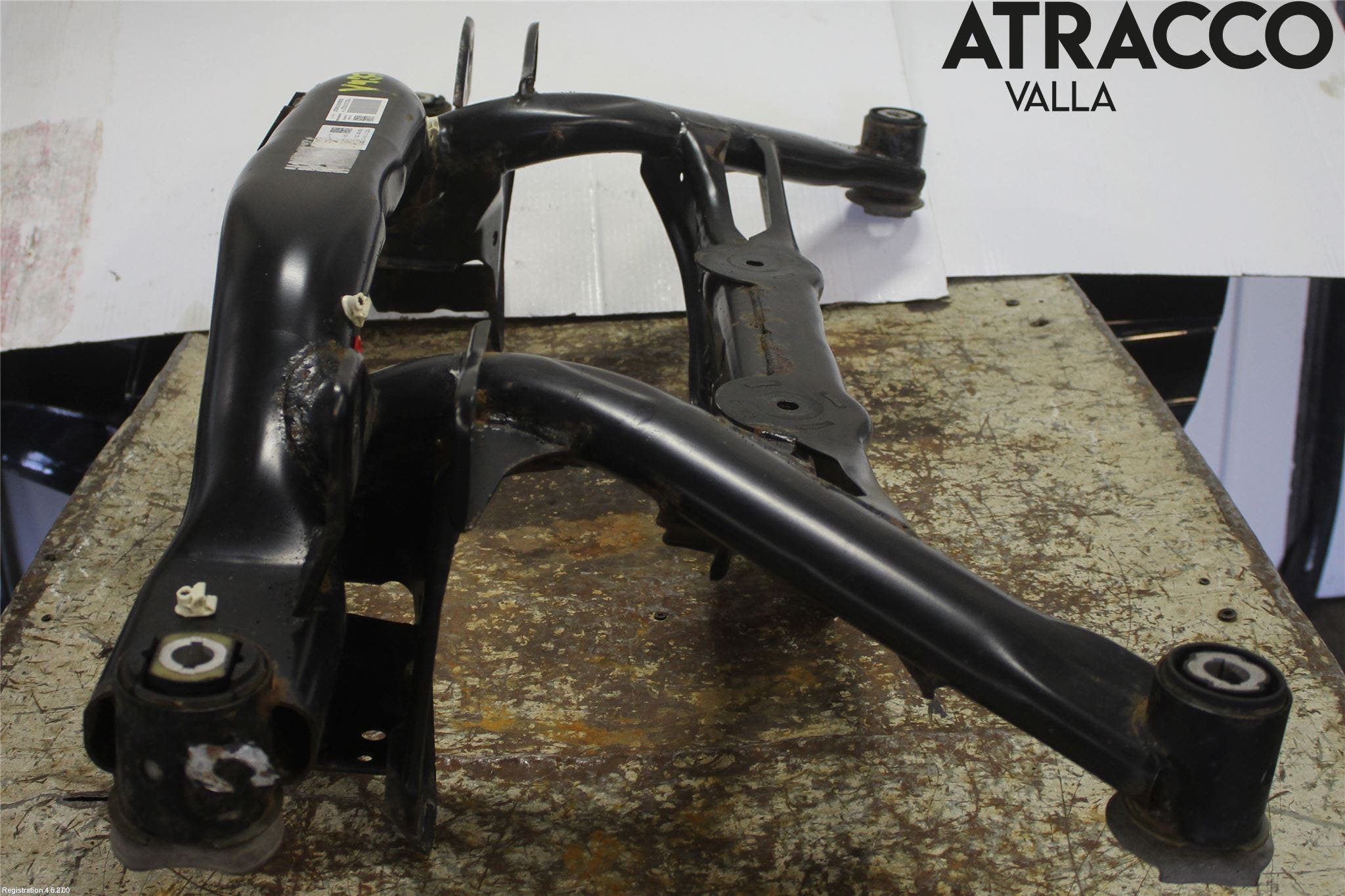 Volkswagen VW TIGUAN 16-24 Bakaxelbalk