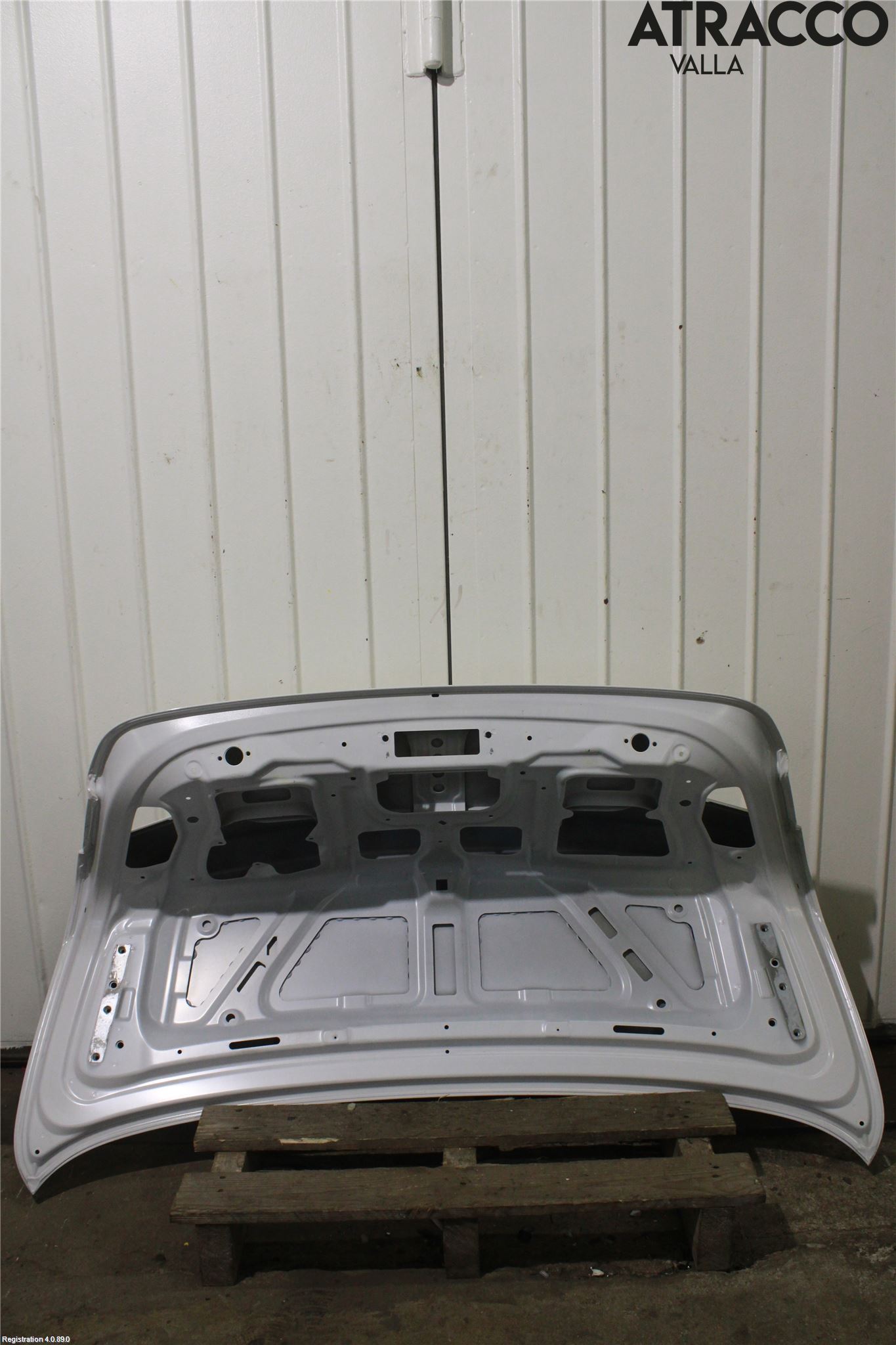 BMW 5 F10/F11/F18 09-17 Baklucka (Ej Med Ruta)