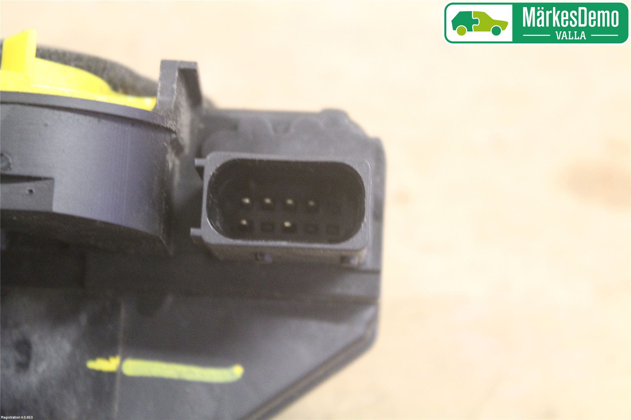 Opel ASTRA J 10-15 Låskista-Dörrlås