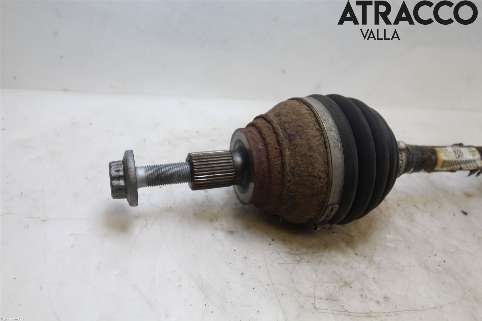 Volkswagen VW TIGUAN 16-24 Drivaxel Fram Vänster