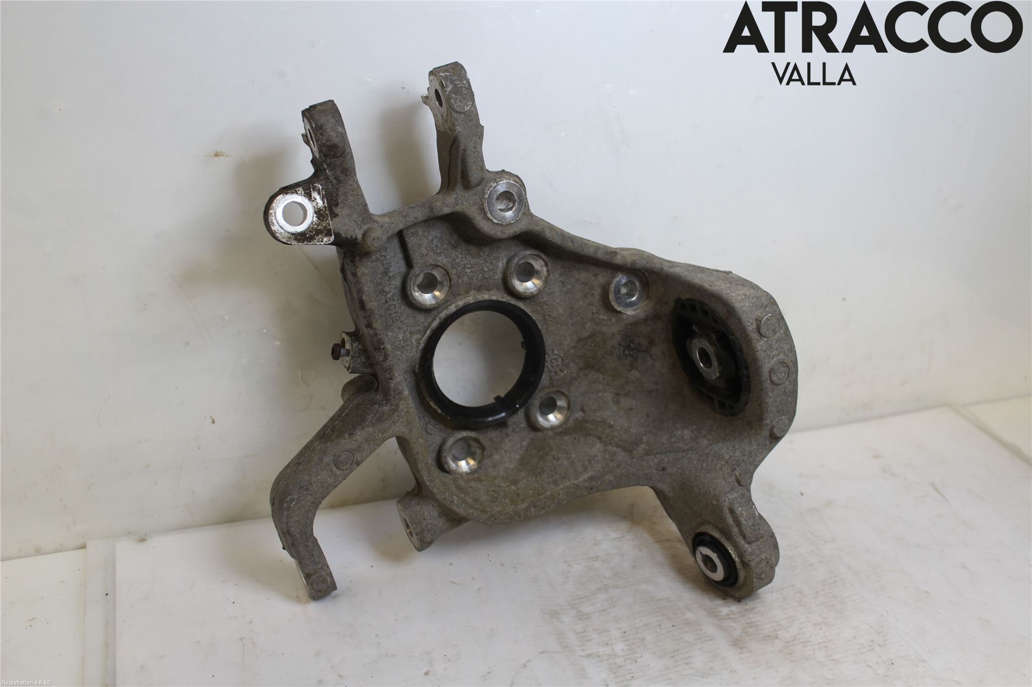 Volvo XC60 18- Hjullagerhus-Spindel Vä B