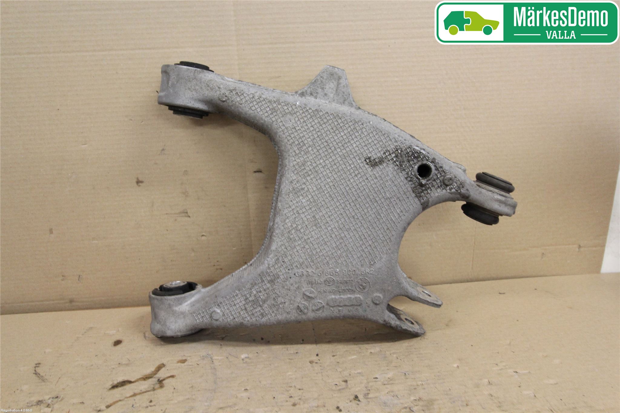 BMW 5 F10/F11/F18 09-17 Bärarm Bak Höger