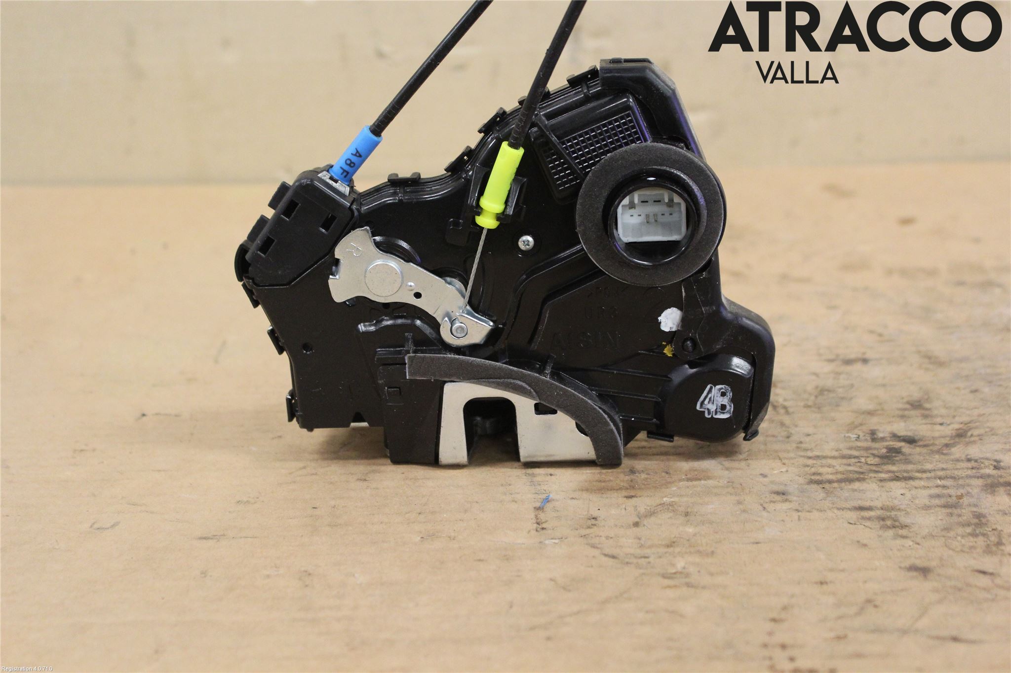 Toyota AURIS 13-19 Låskista-Dörrlås