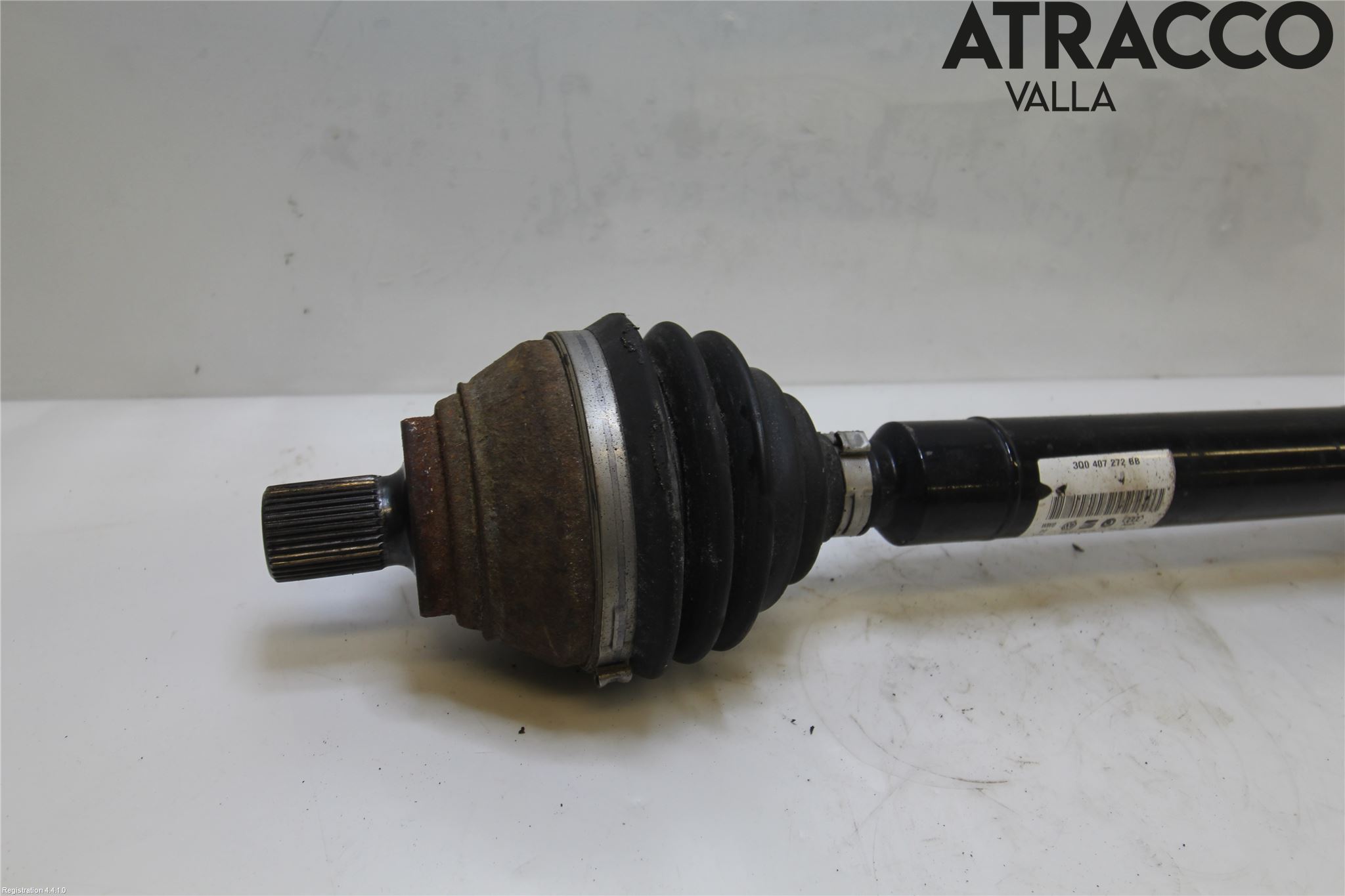 Volkswagen VW PASSAT 15-19 Drivaxel Fram Höger