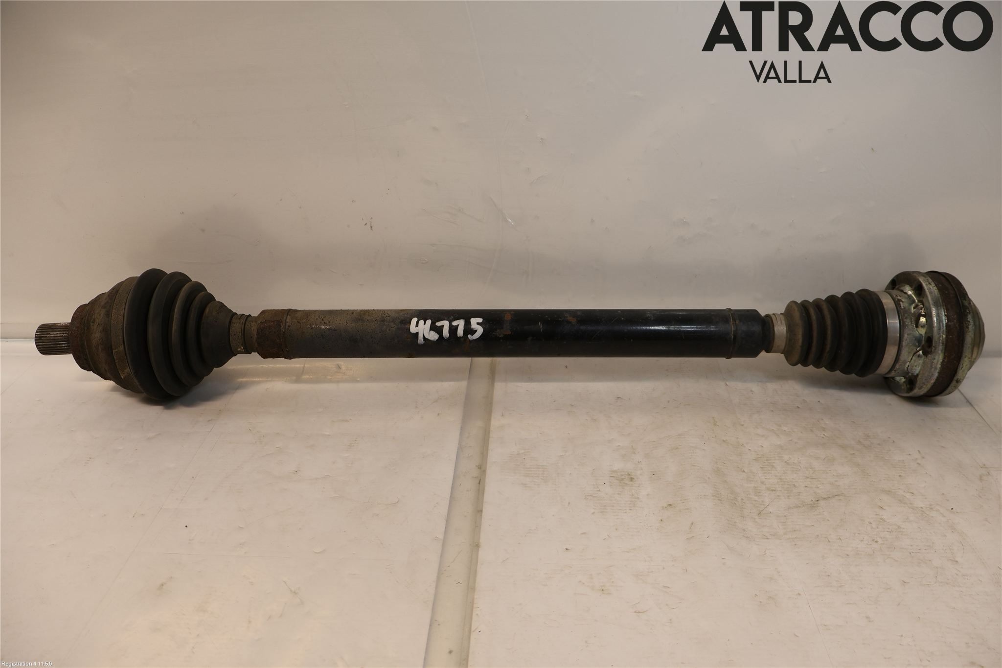 Volkswagen VW PASSAT 11-14 Drivaxel Fram Höger