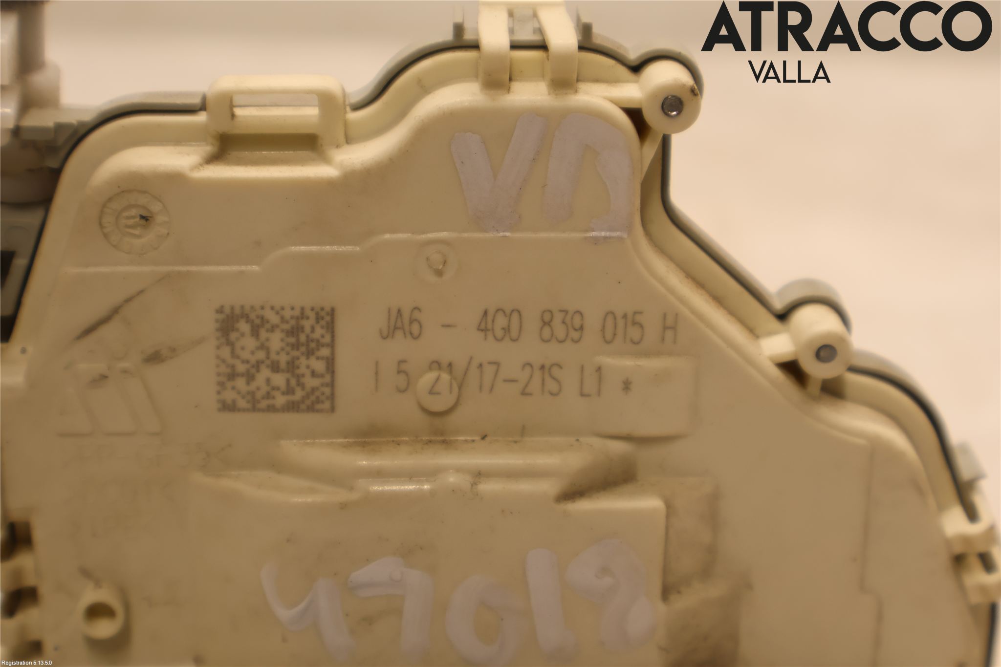Audi A4/S4 B9 16-19 Låskista-Dörrlås
