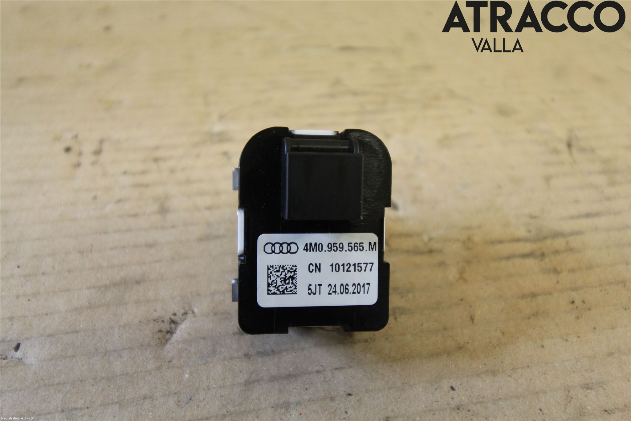 Audi A4/S4 B9 16-19 Strömställare Spegel