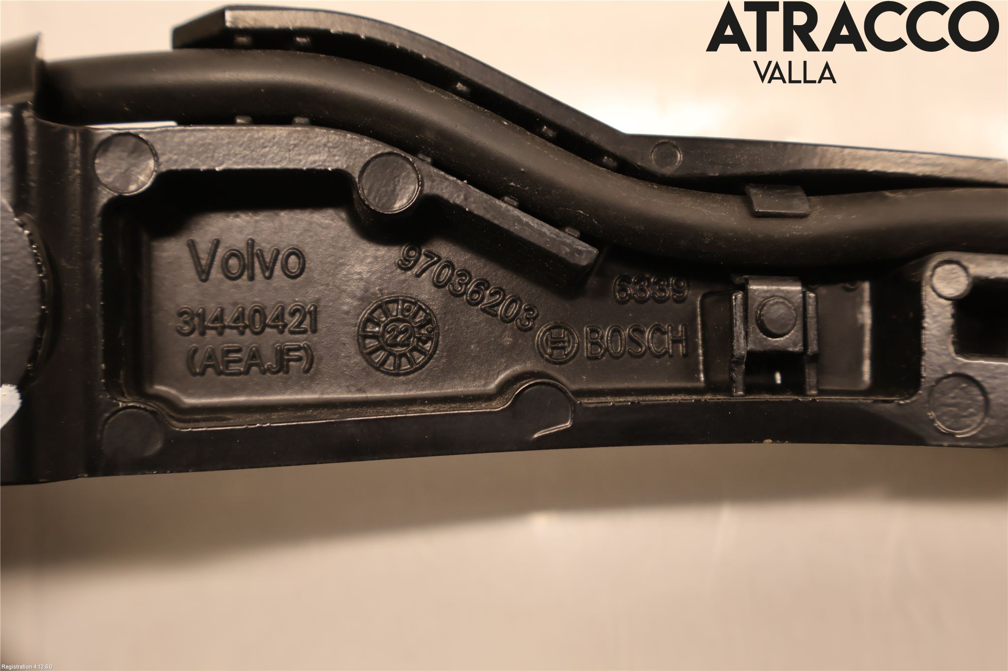 Volvo V90 CROSS COUNTRY 17->> Torkararm Armar Vindruta