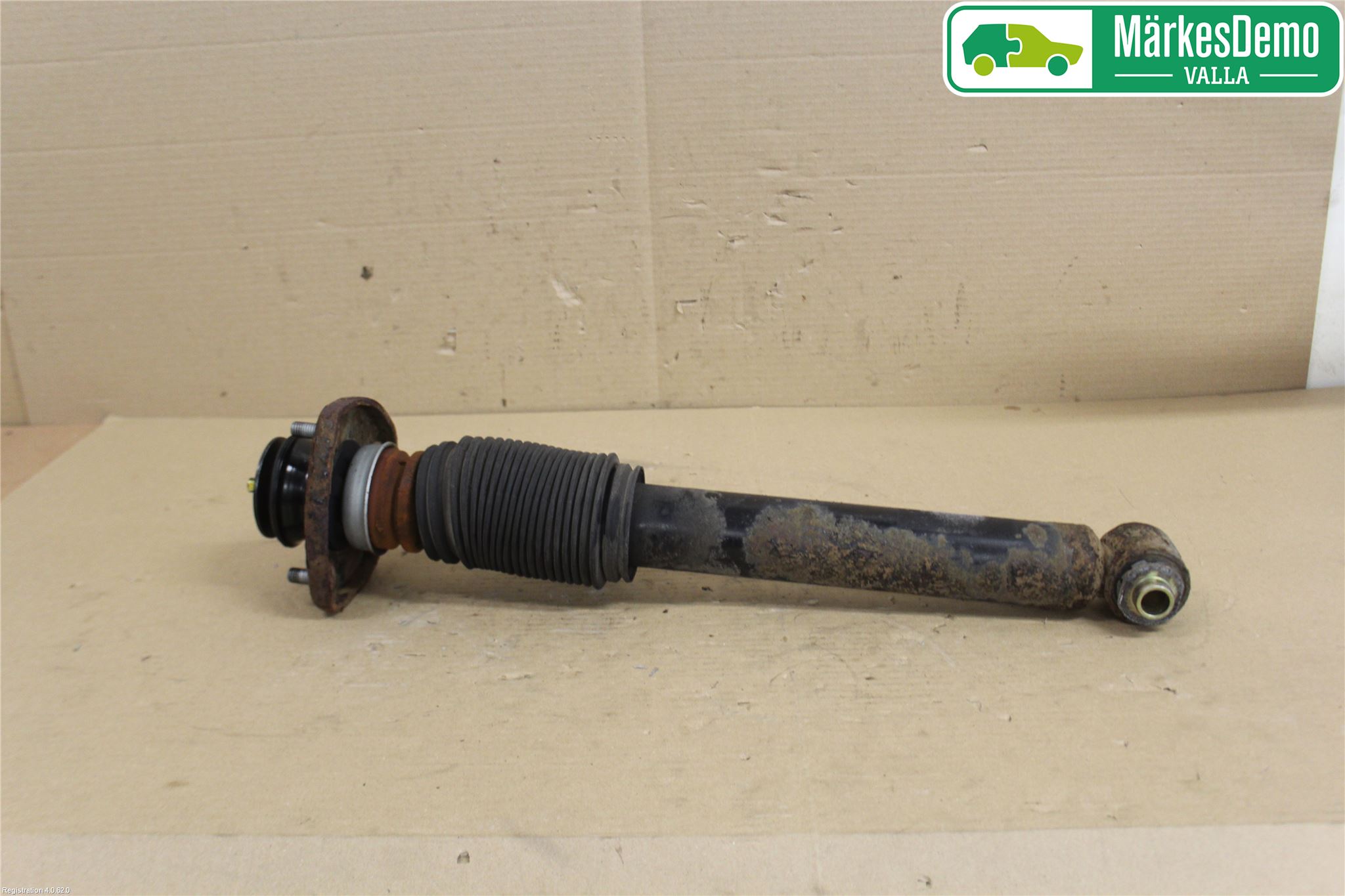 BMW X5 E53     99-06 Stötdämpare Bak