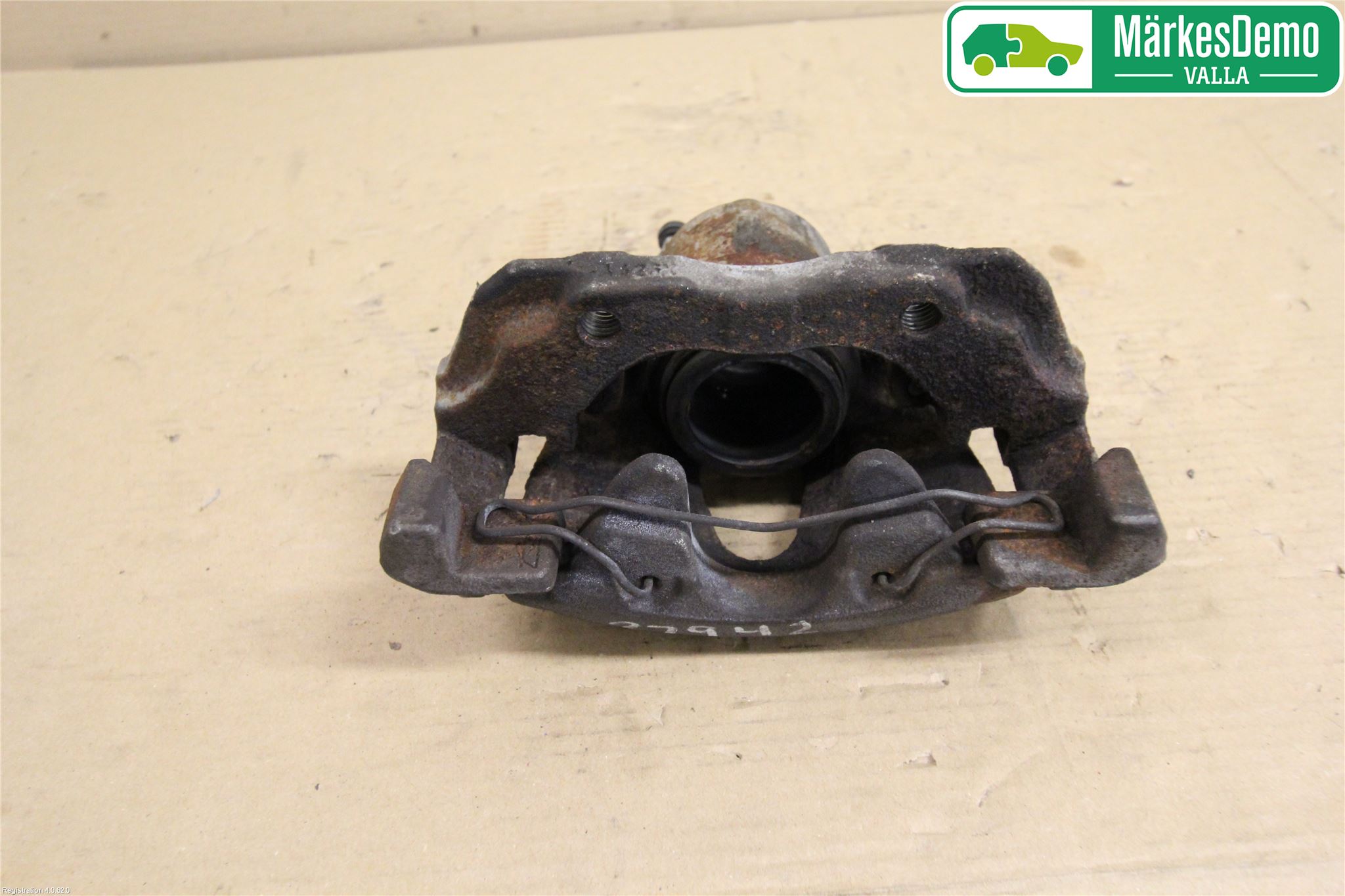 Volvo V40 12-19 Bromsok Fram Vänster