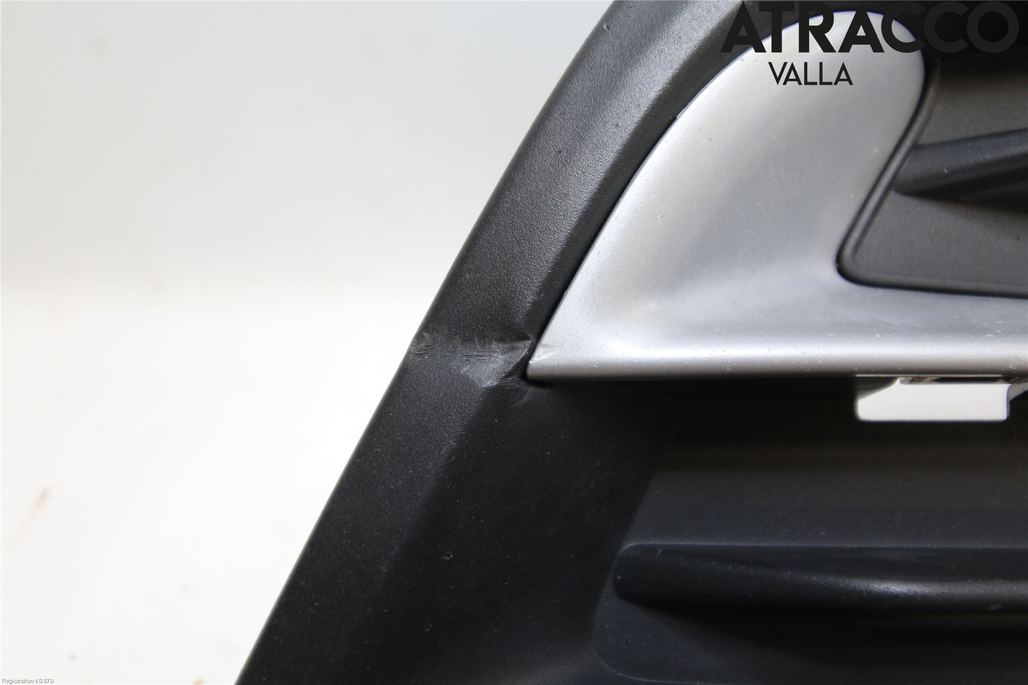 BMW 5 F10/F11/F18 09-17 Dimljussarg Fram