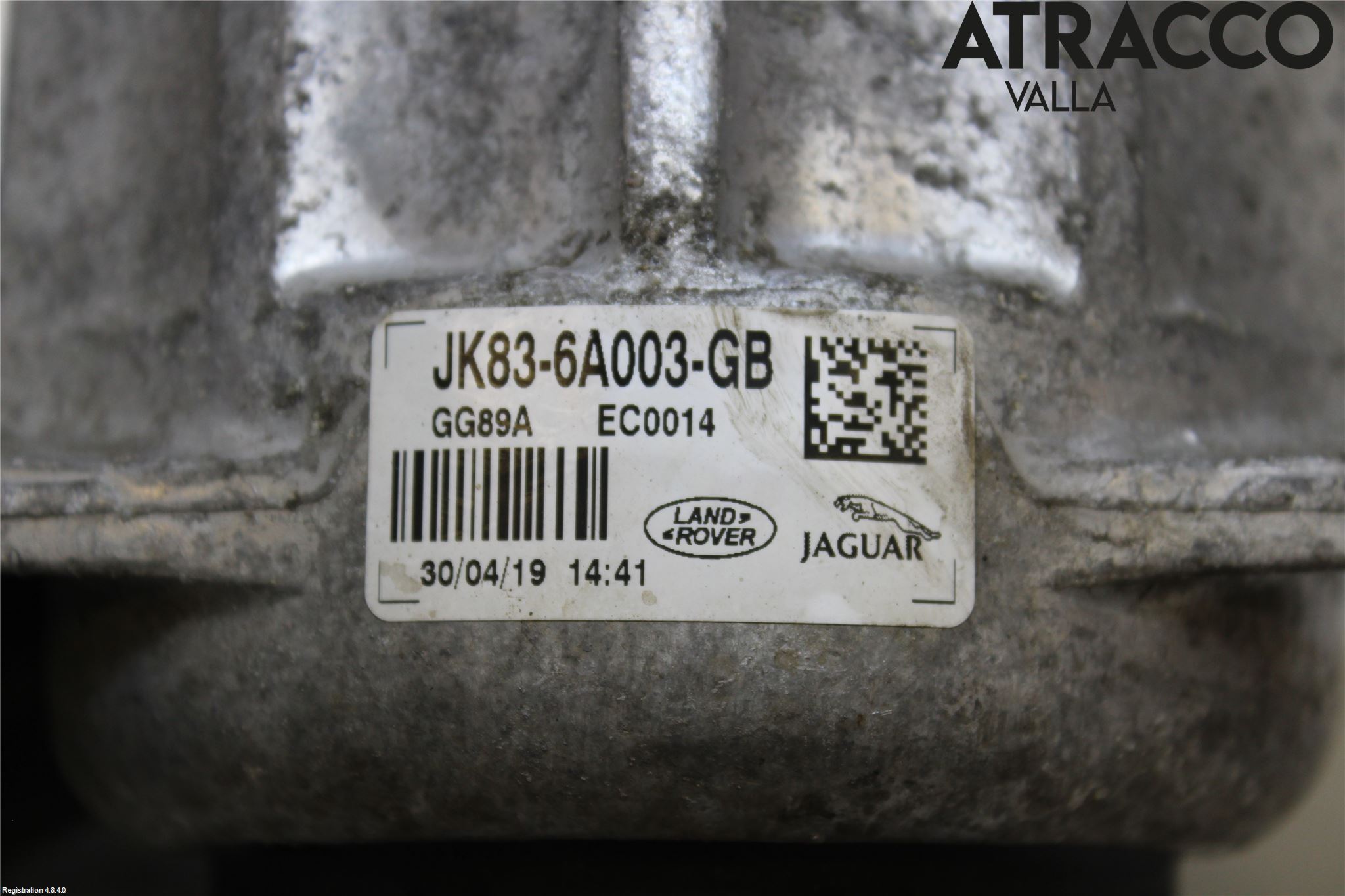 Jaguar F-PACE Motorkudde