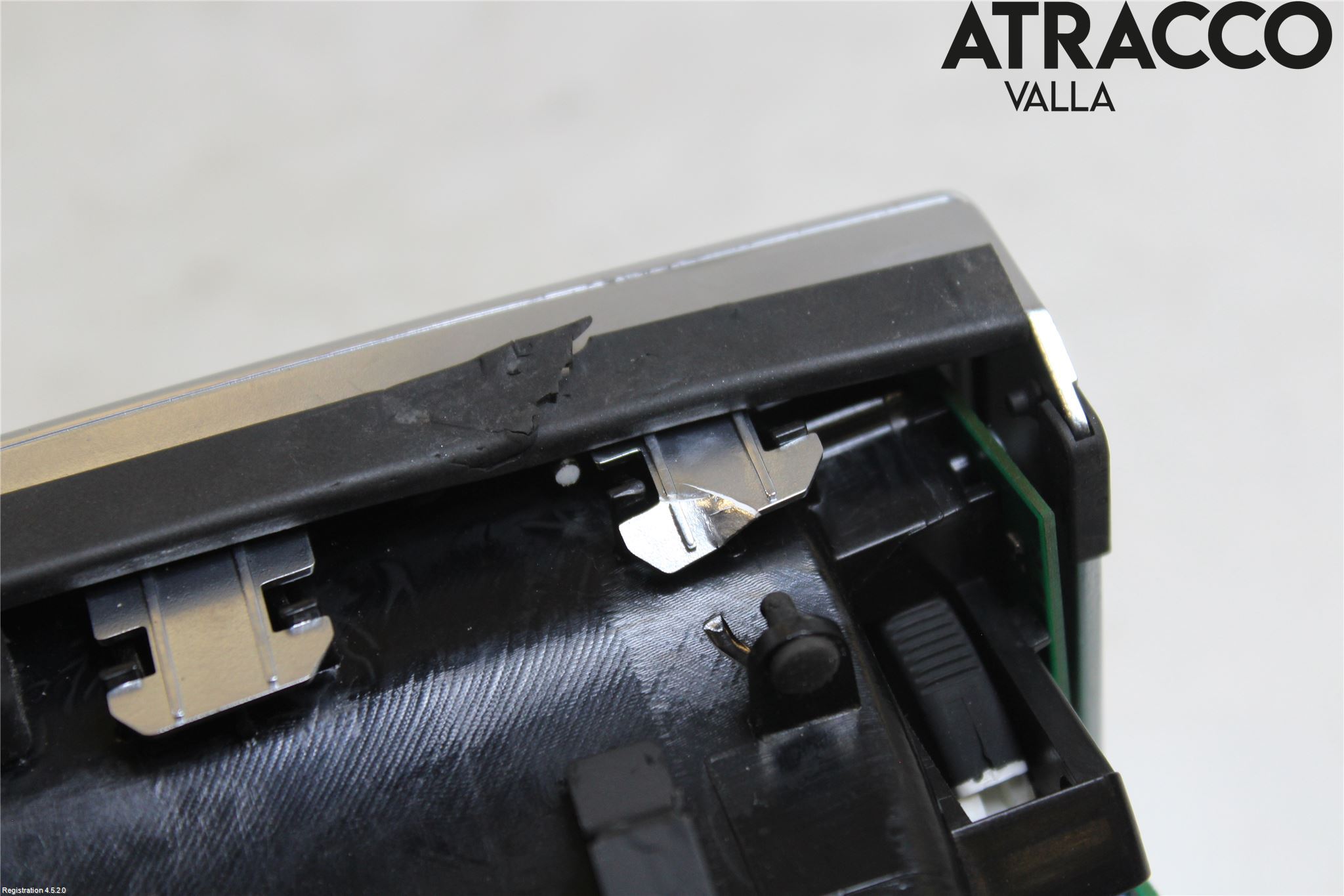 Porsche PANAMERA 09- Defrosterkanal-Munstycke