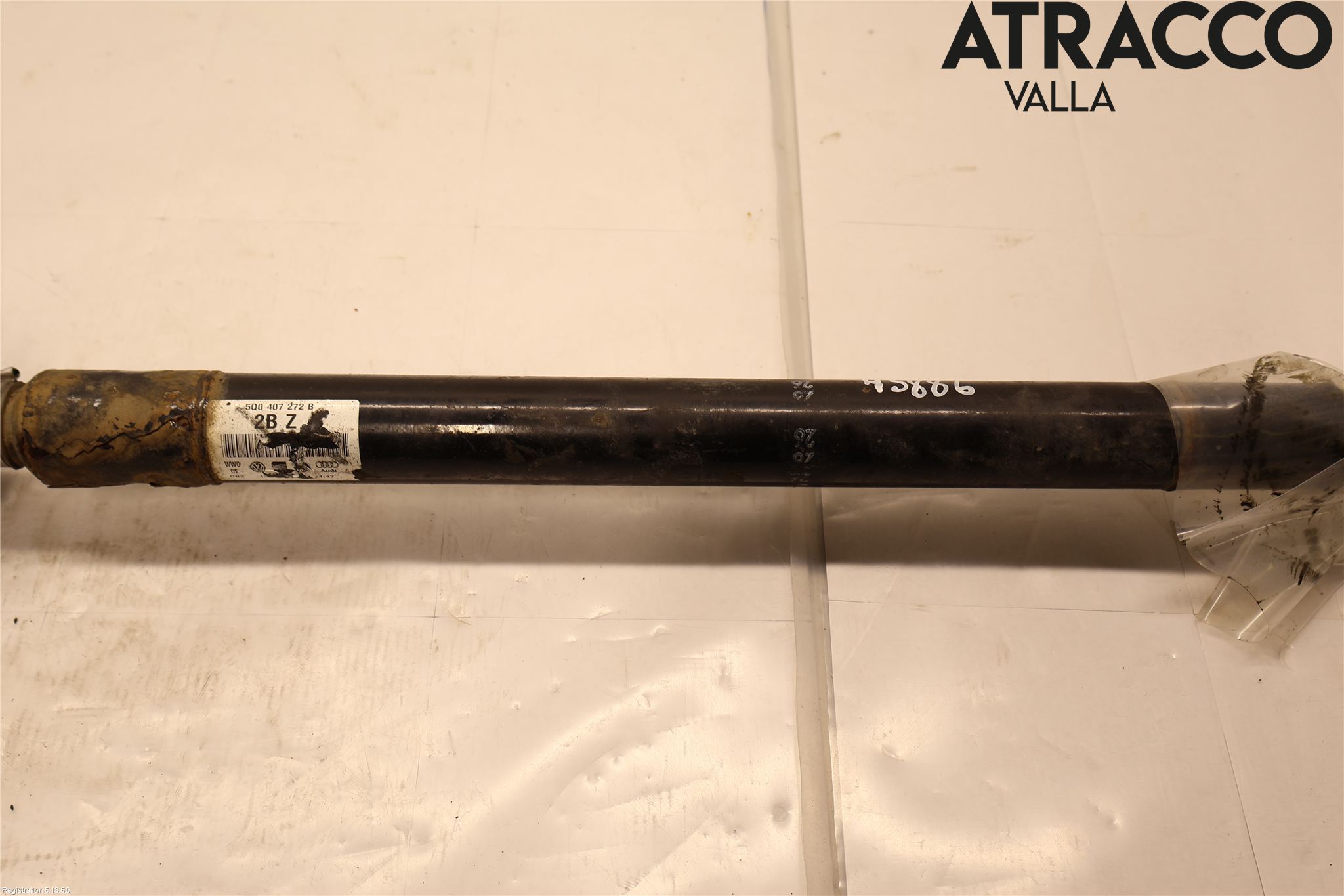 Volkswagen VW GOLF SPORTSVAN 15-20 Drivaxel Fram Höger