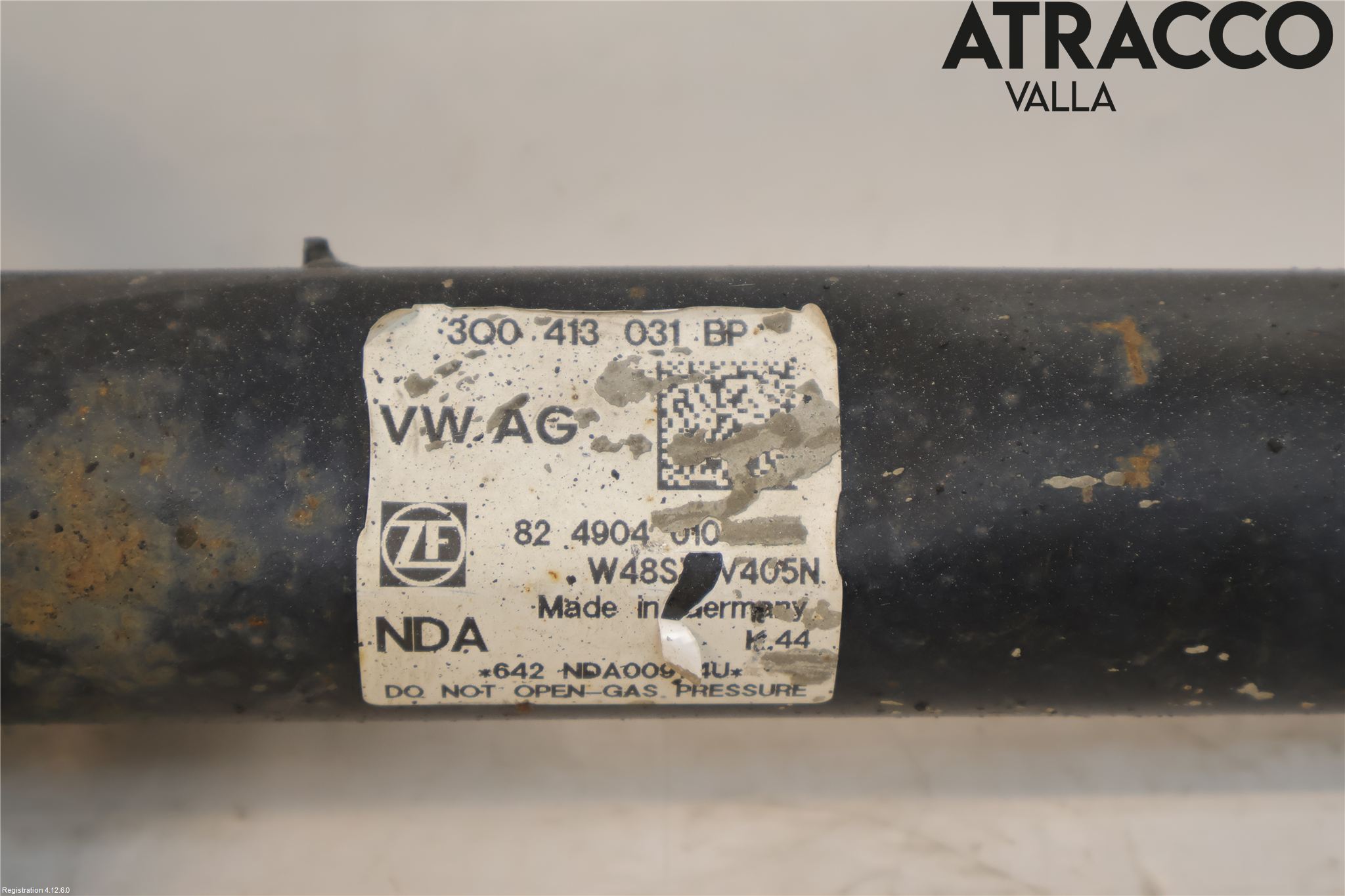 Volkswagen VW PASSAT 15-19 Fjäderben Fram Höger