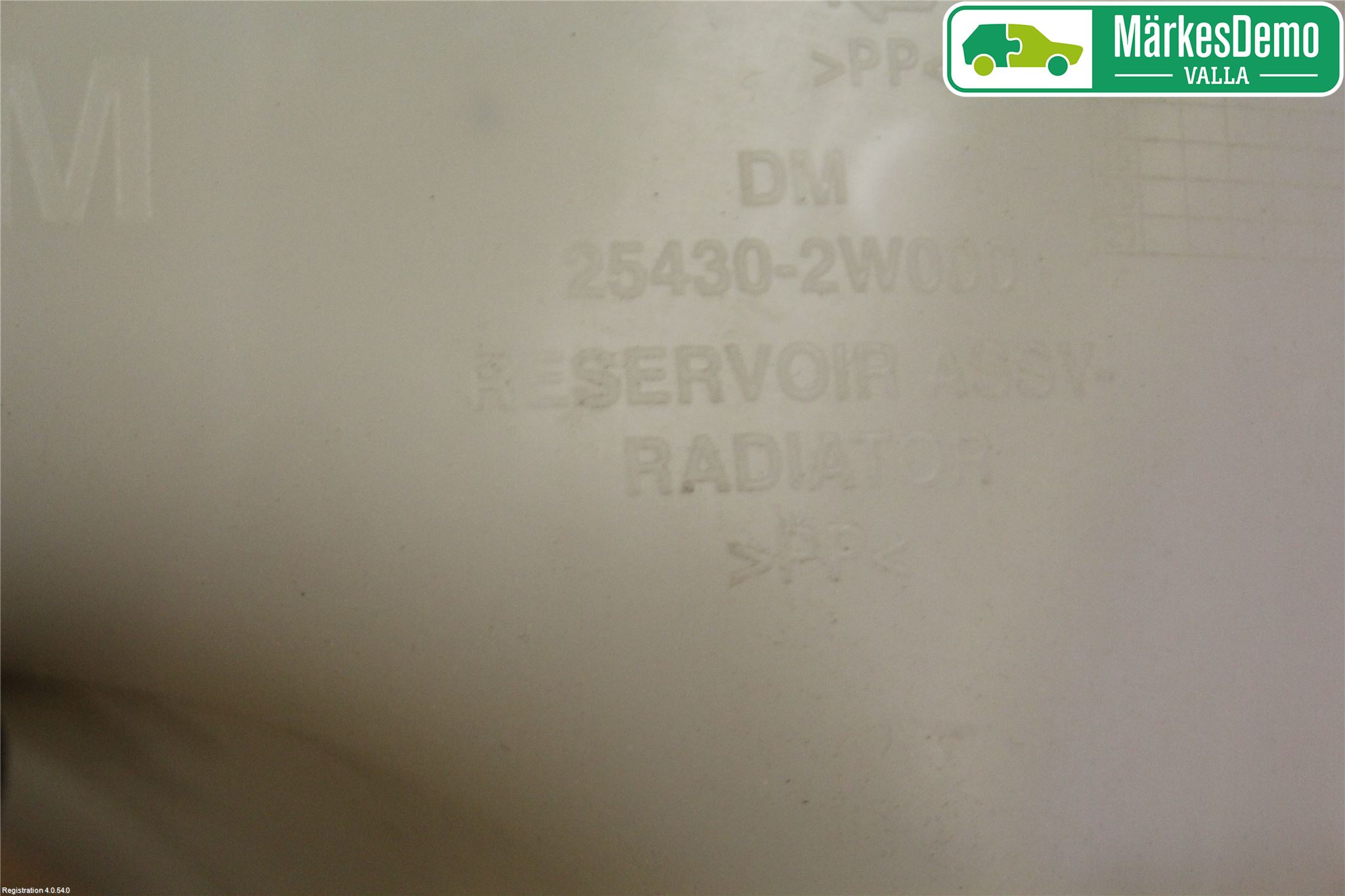 Kia SORENTO 10-14 Expansionstank