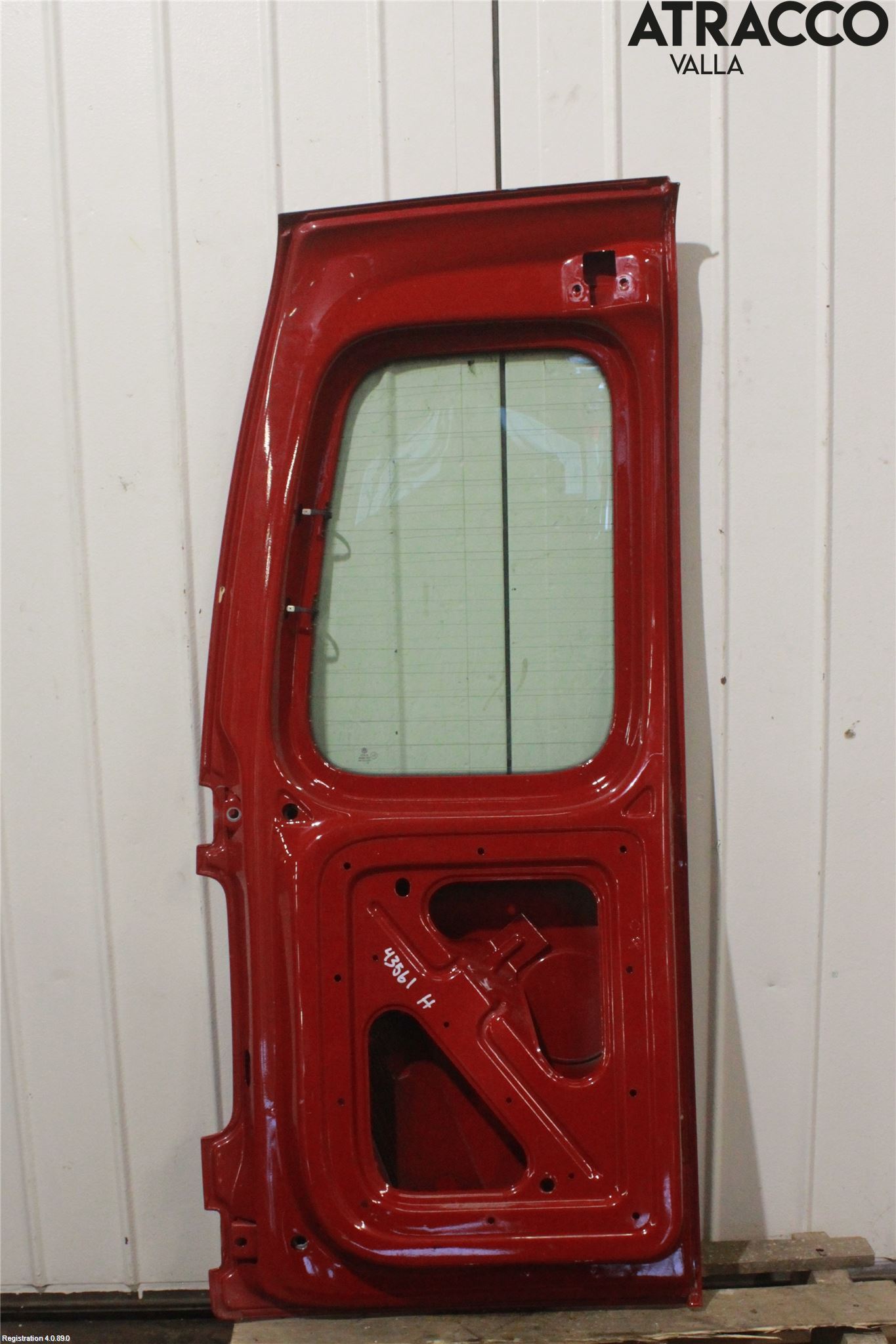 Volkswagen VW CADDY      04-10 Dörr Bak Van-Skåp Höger