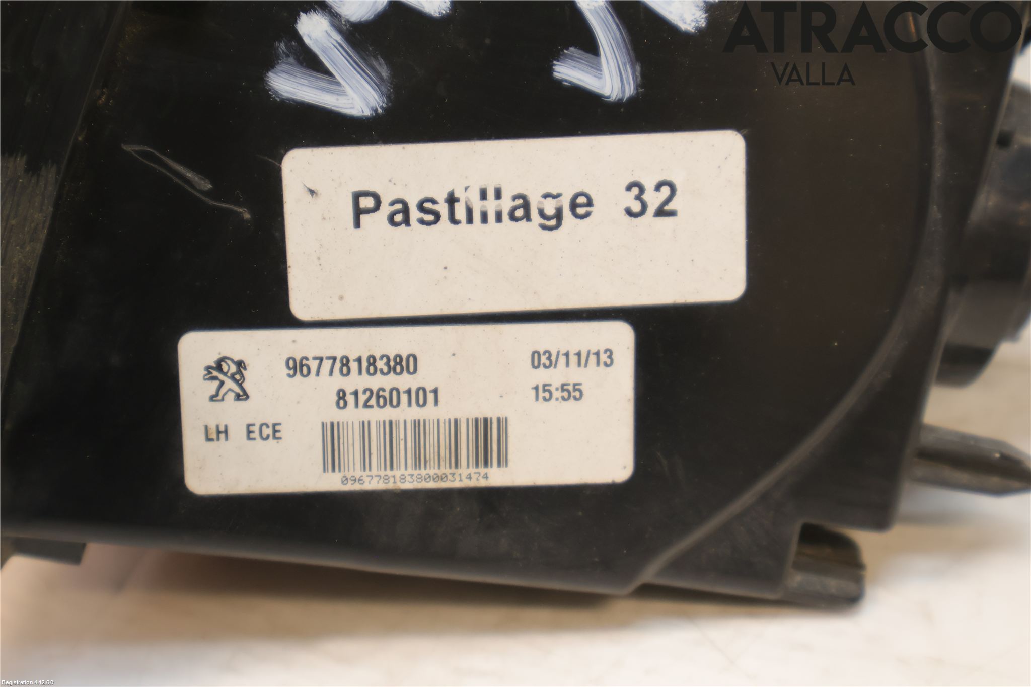 Peugeot 308 14-21 Bakljus Lucka Vä